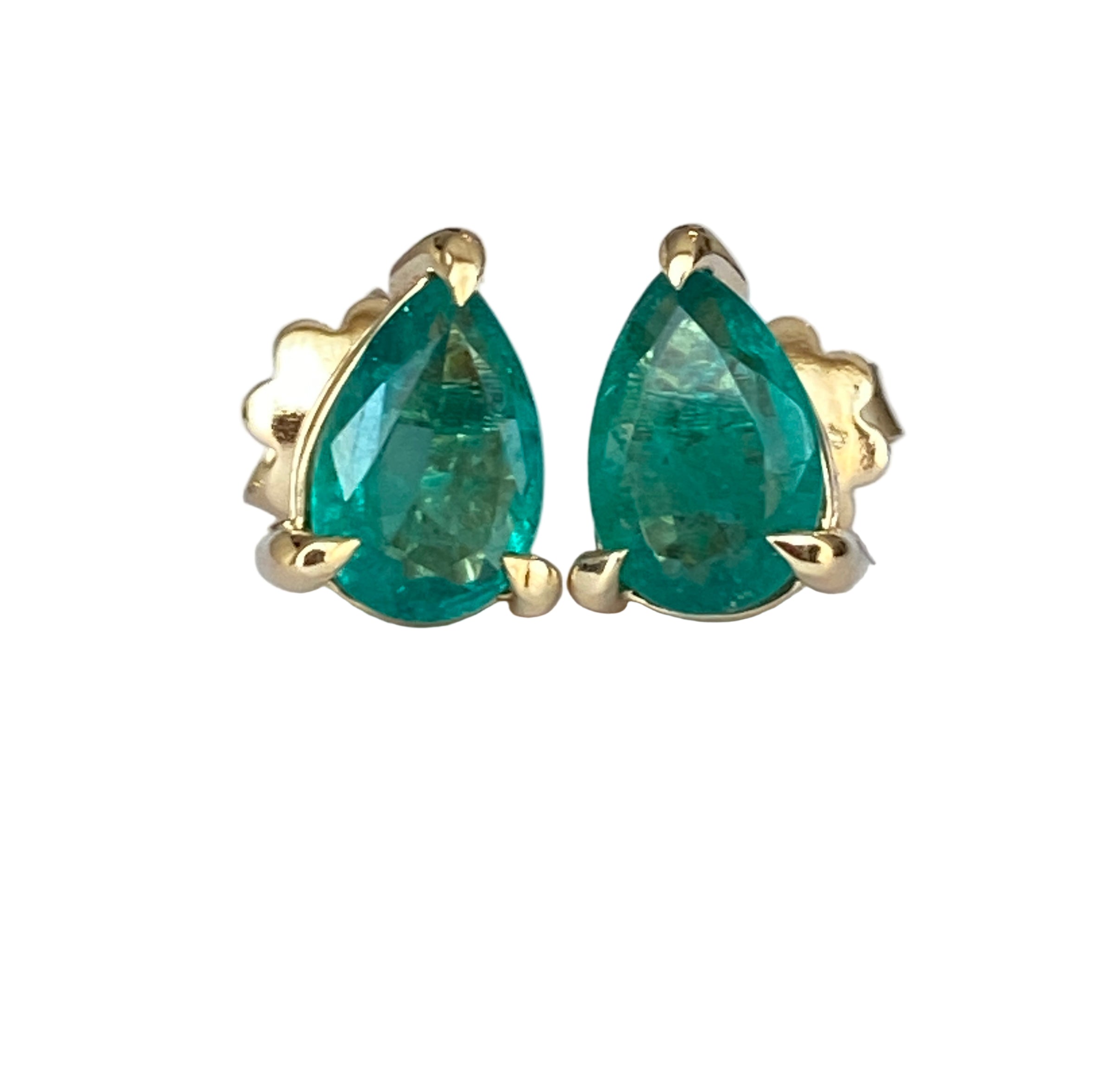ALGT certified 2.17 Carat  Intense Green Color Emeralds yellow Gold Earrings