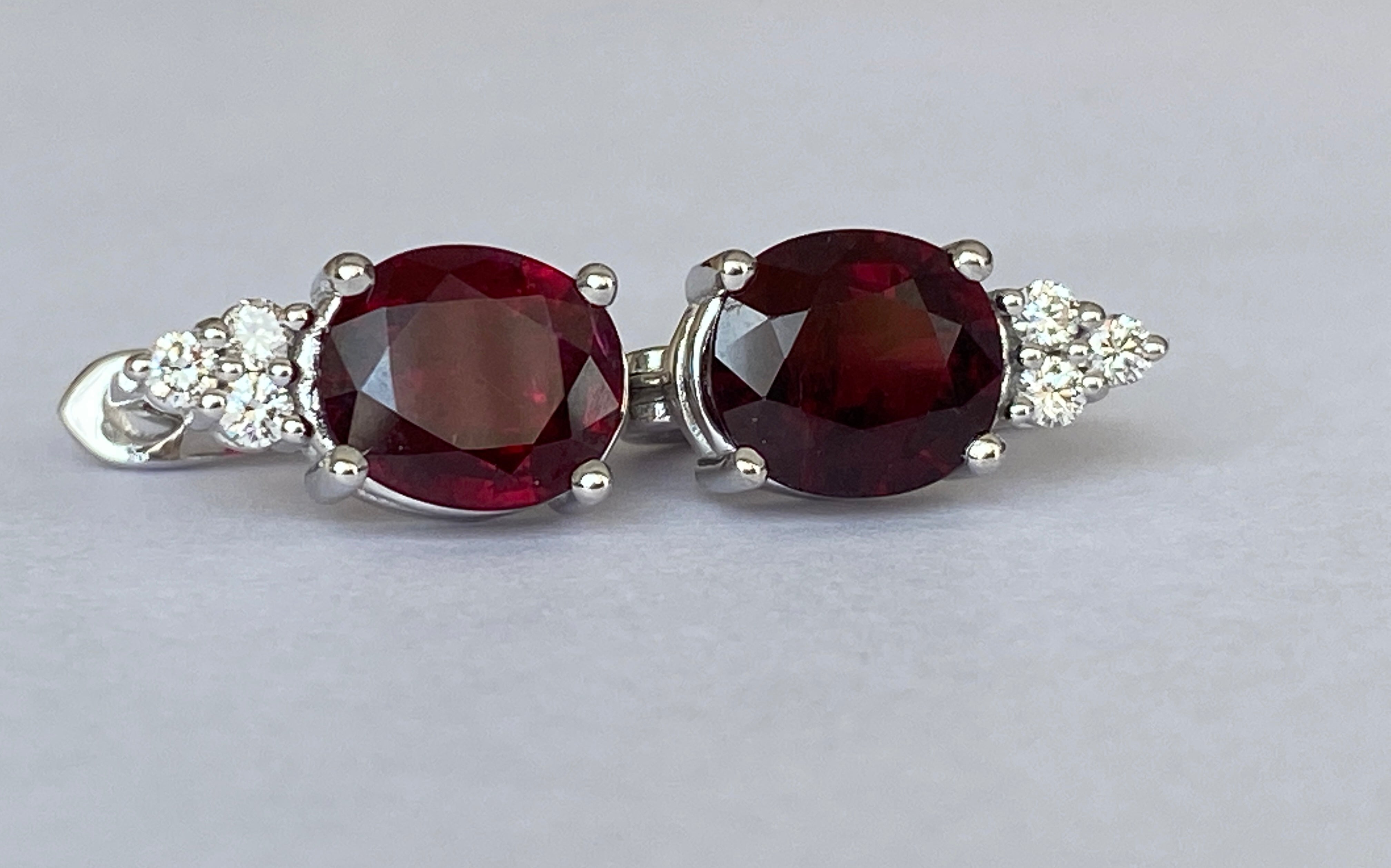 Exquisite 4.32Carat Red Rubies and Diamond 18k Solid White Gold Stud Earrings