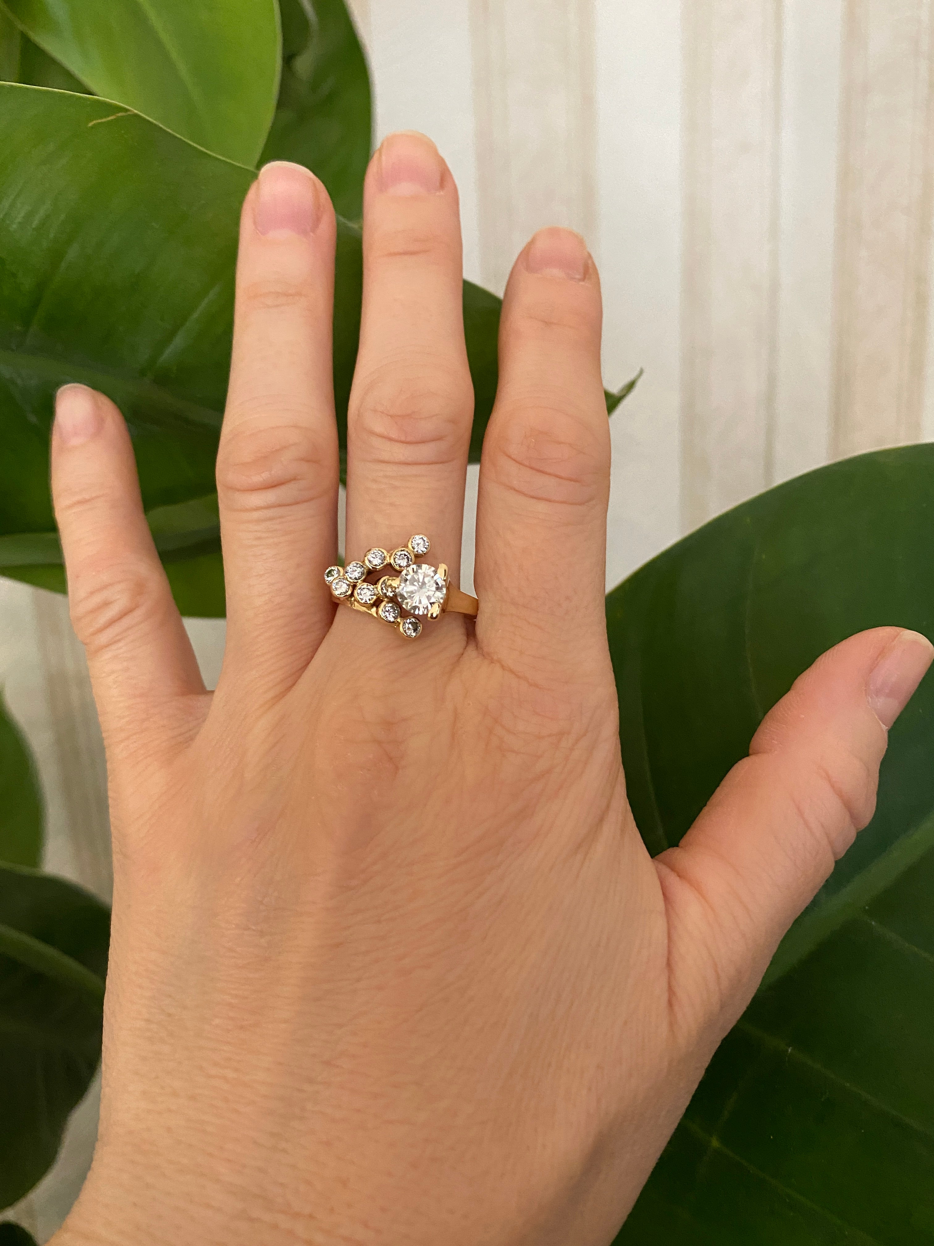 Vintage 18 kt Yellow Gold Cocktail ca 1.34 crt Diamonds ring