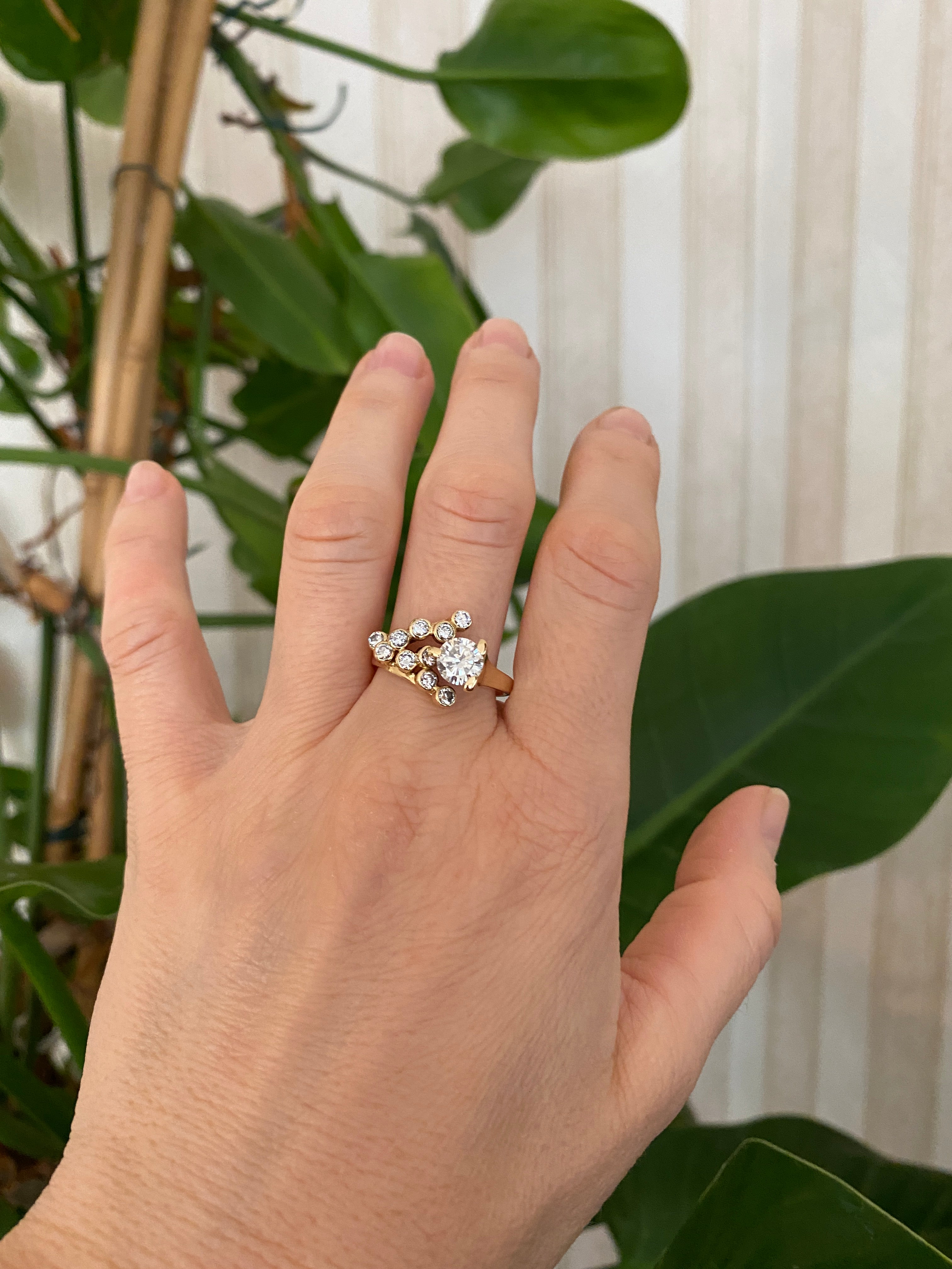 Vintage 18 kt Yellow Gold Cocktail ca 1.34 crt Diamonds ring