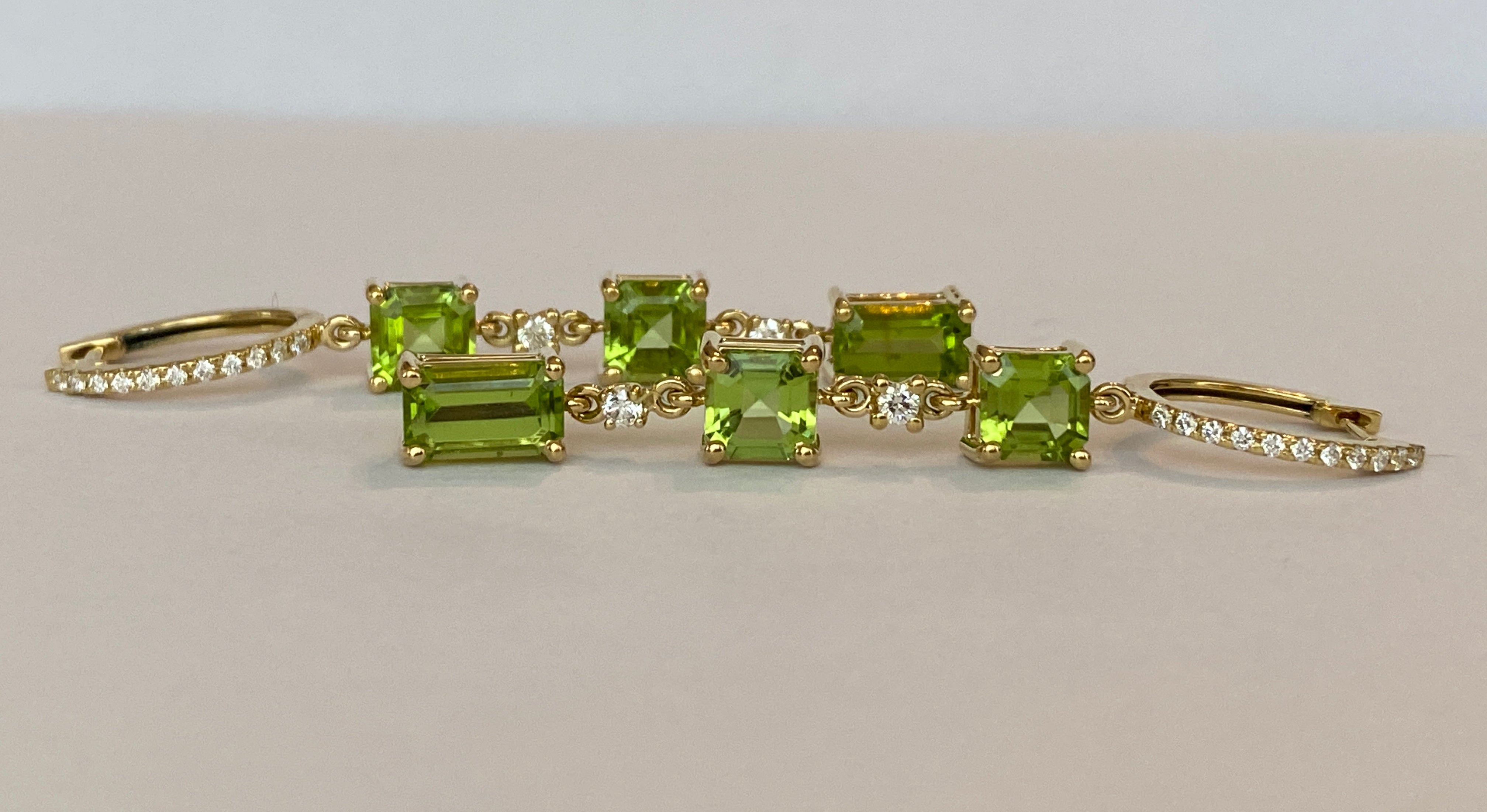 Exquisite 18K Yellow Gold Peridot and Diamond Dangle Earrings