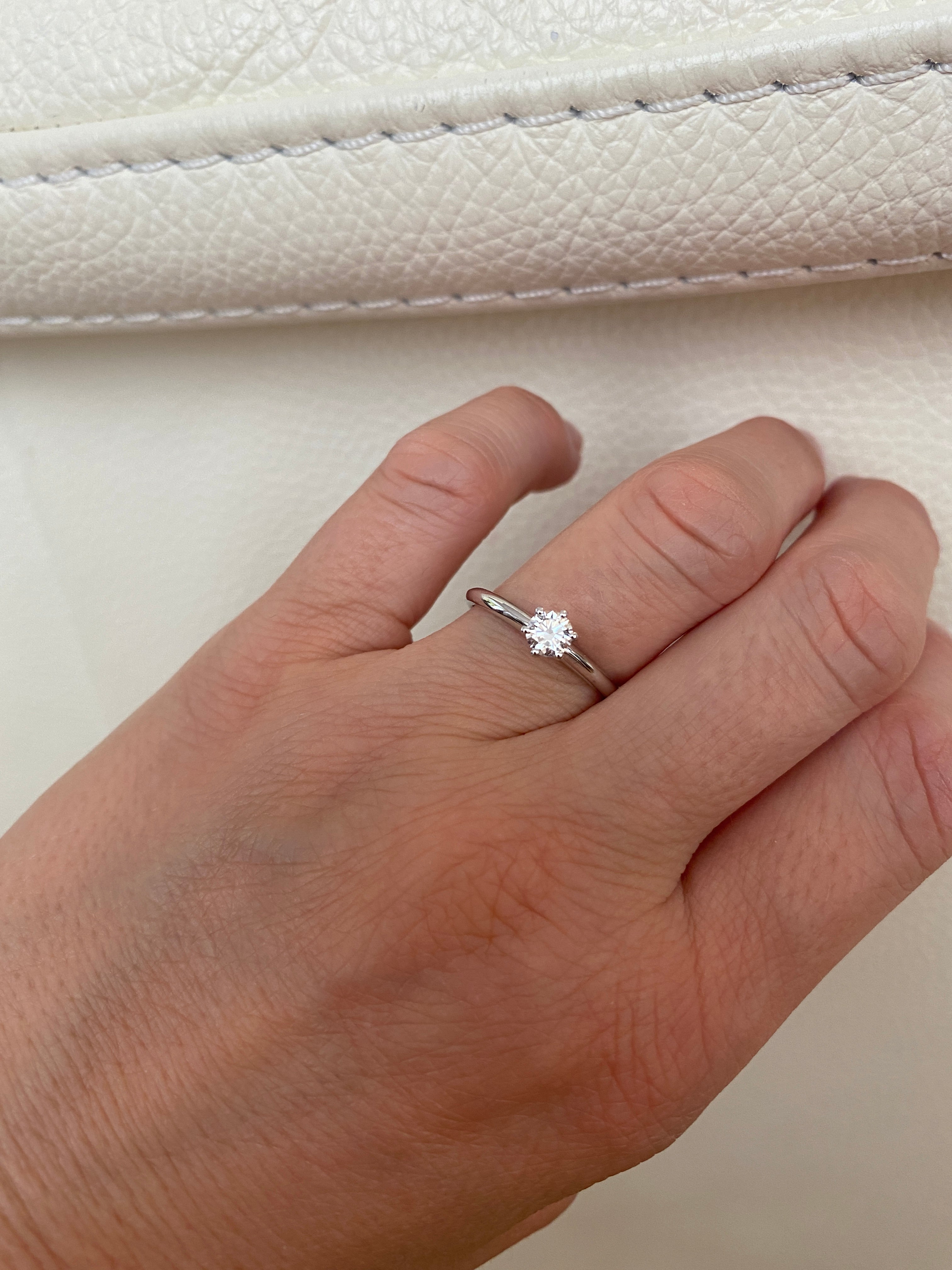 GIA Certified 0.30ct Diamond Engagement Ring 18 kt Gold