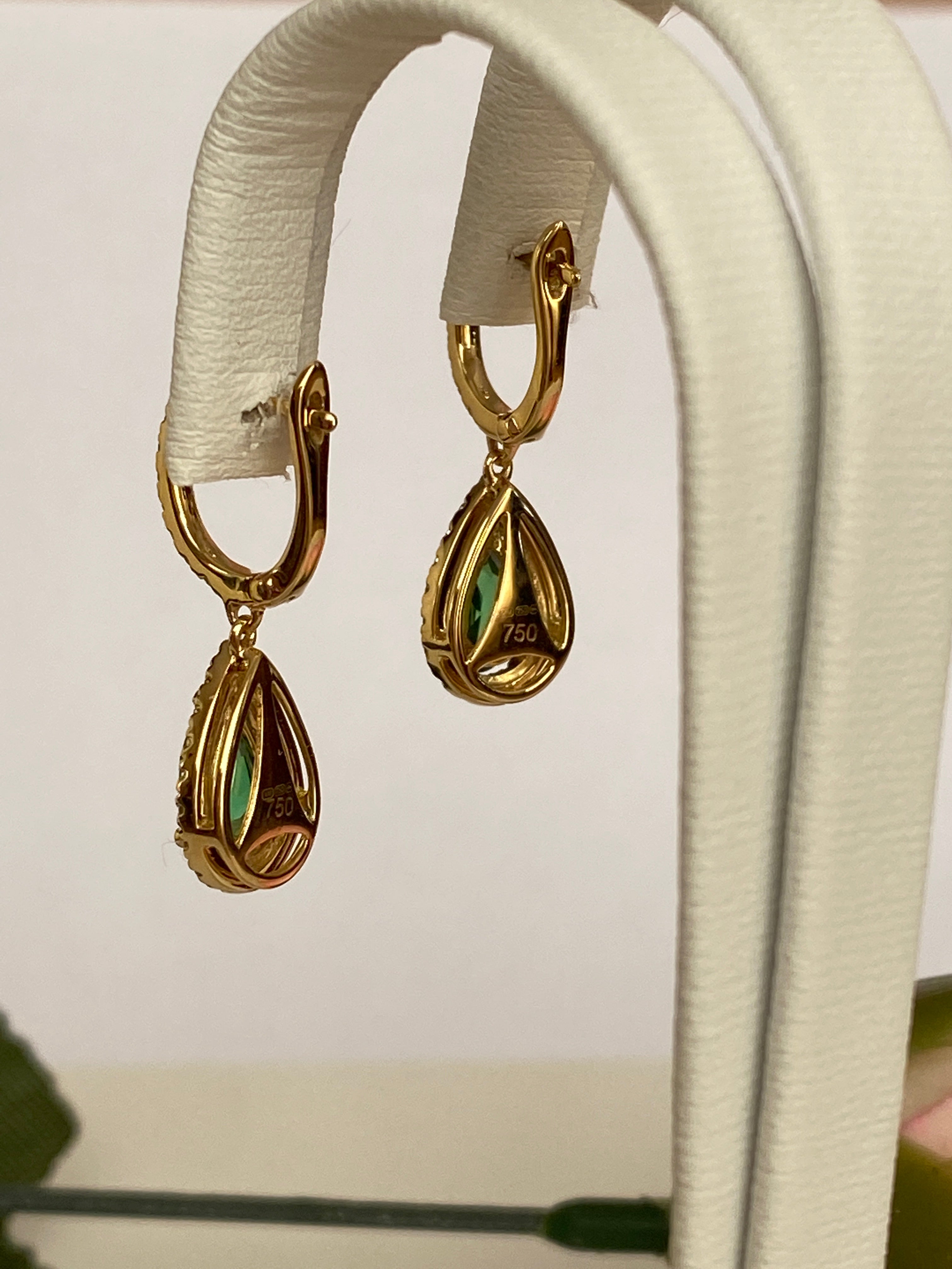 ALGT Cerified Vivid Green Tsavorite Diamond  Drop Earrings in 18K Yellow Gold
