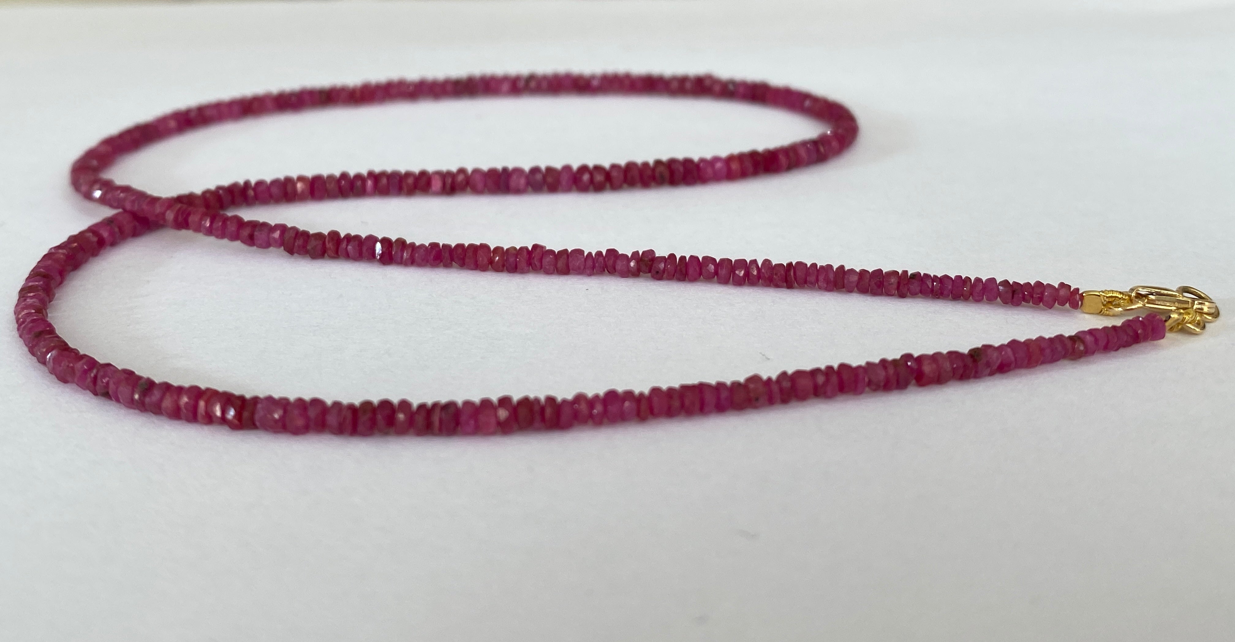 Natural Colombian Ruby Necklace with 18k Yellow Gold Clasp