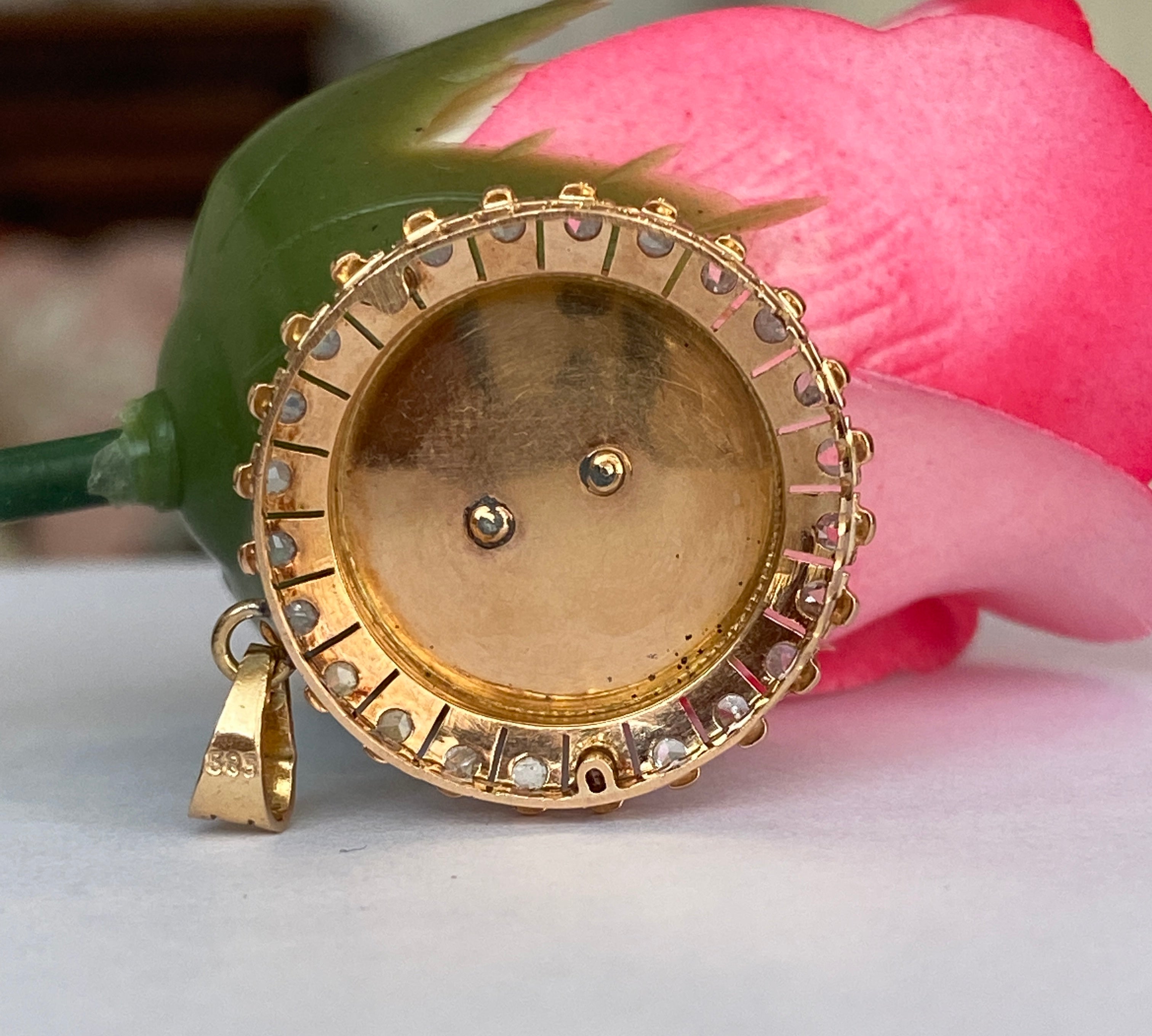 Antique Victorian floral motif Rose Cut Diamond Pendant 14 Carat Gold