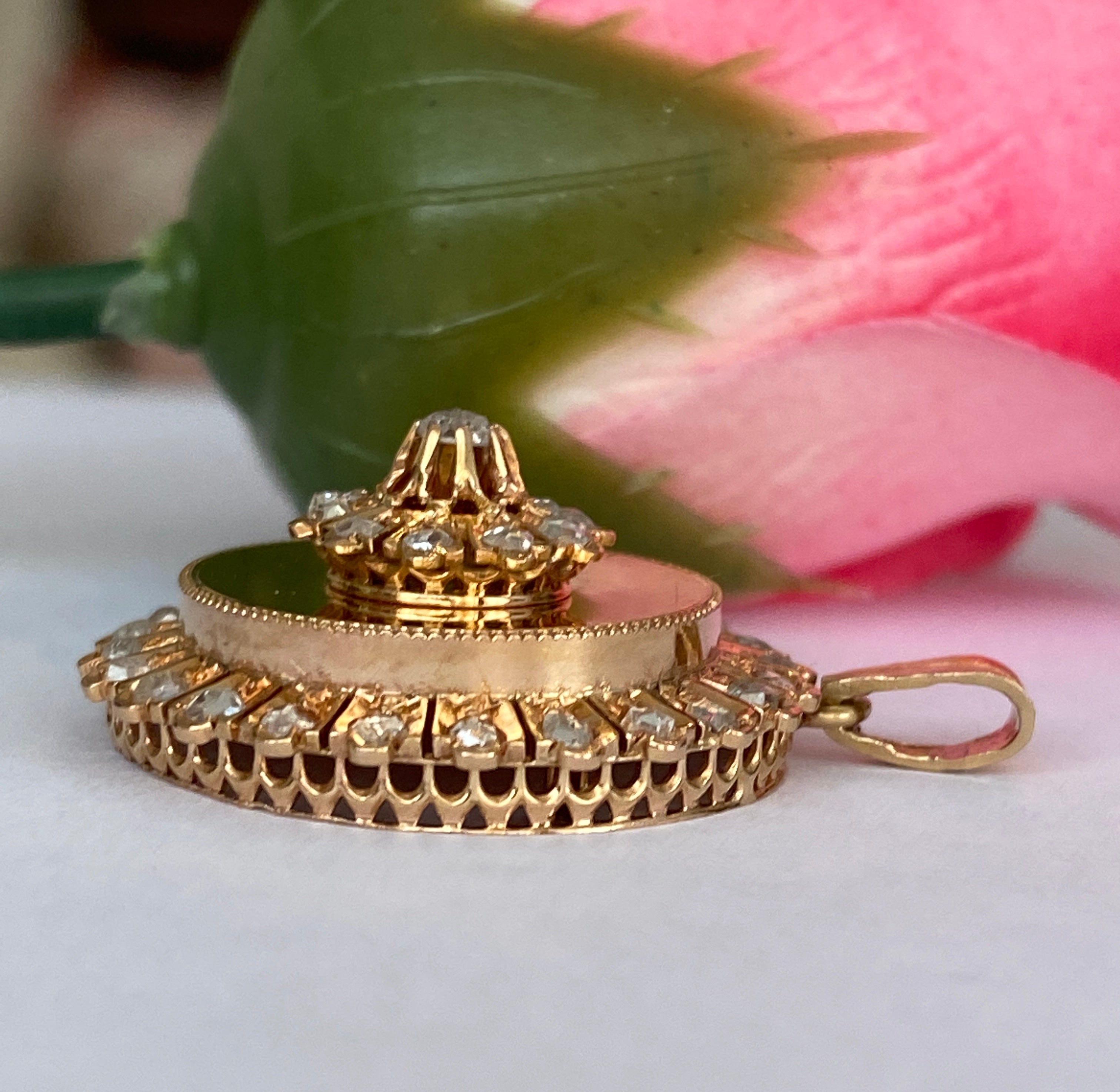 Antique Victorian floral motif Rose Cut Diamond Pendant 14 Carat Gold