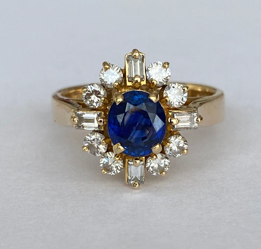 18K Yellow Gold 0.84 ct Sapphire and 0.52 crt Diamond Ring