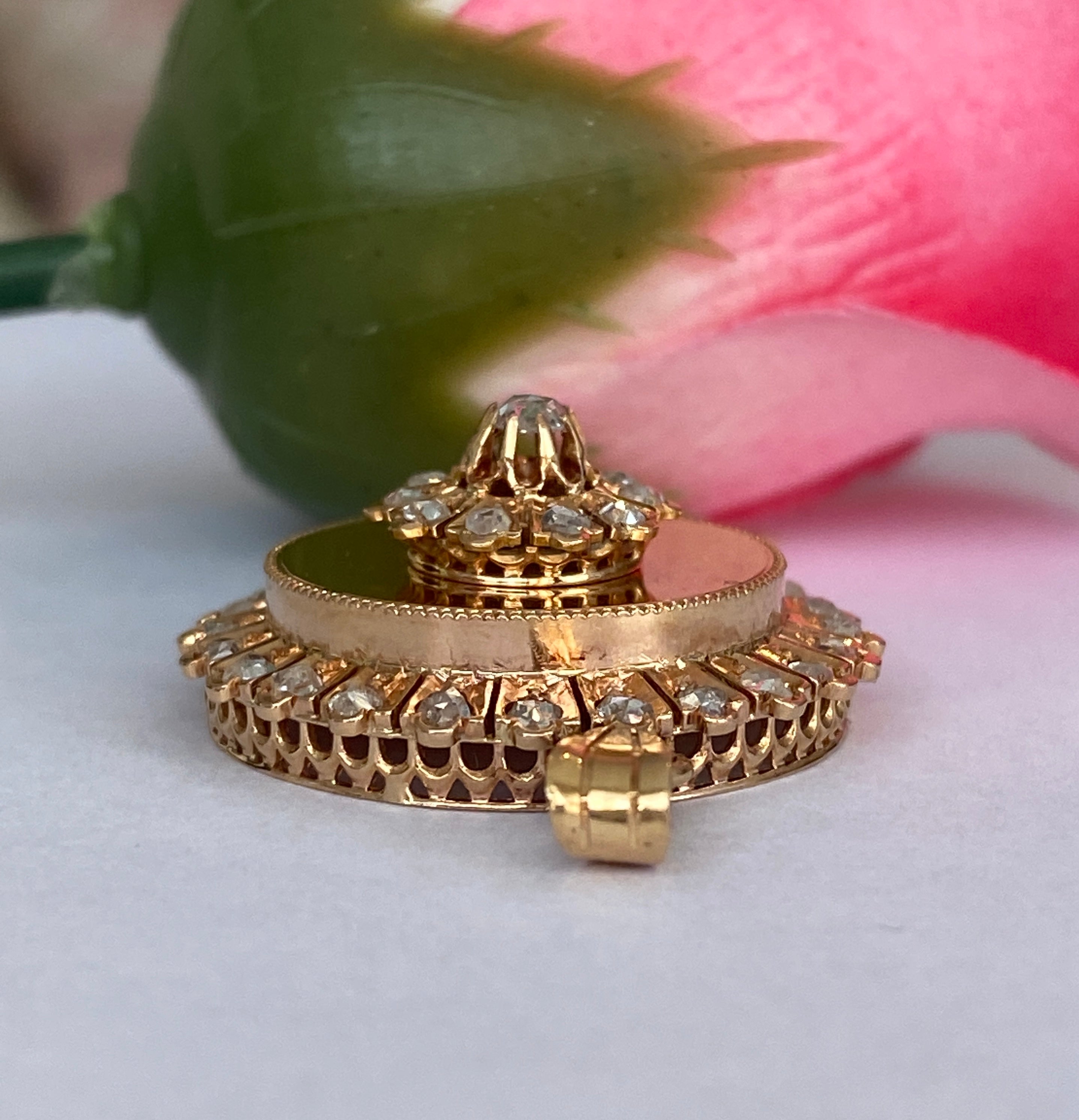 Antique Victorian floral motif Rose Cut Diamond Pendant 14 Carat Gold
