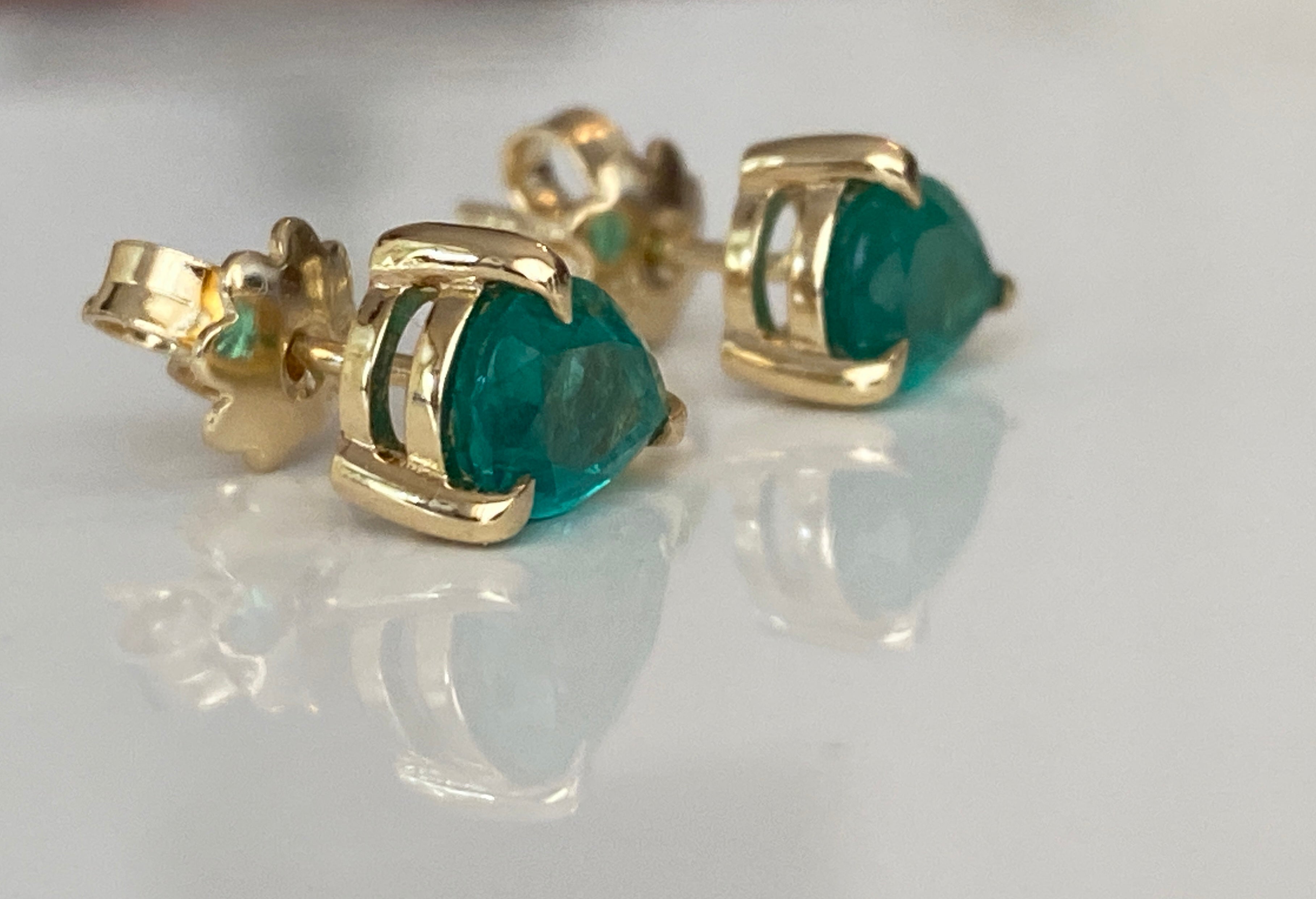 ALGT certified 2.17 Carat  Intense Green Color Emeralds yellow Gold Earrings