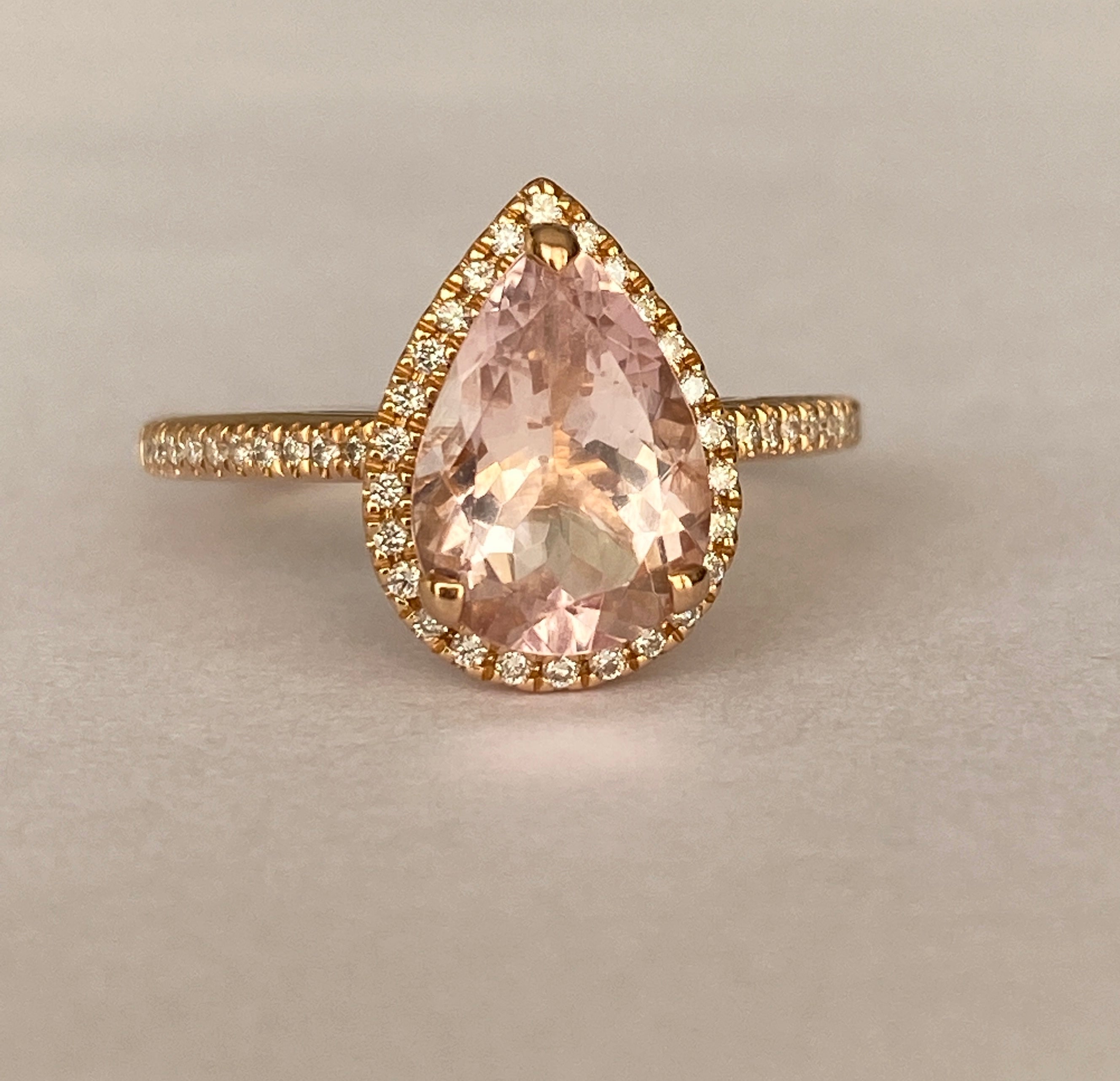 18K Rose Gold Pear-Cut Morganite Halo Diamond Ring