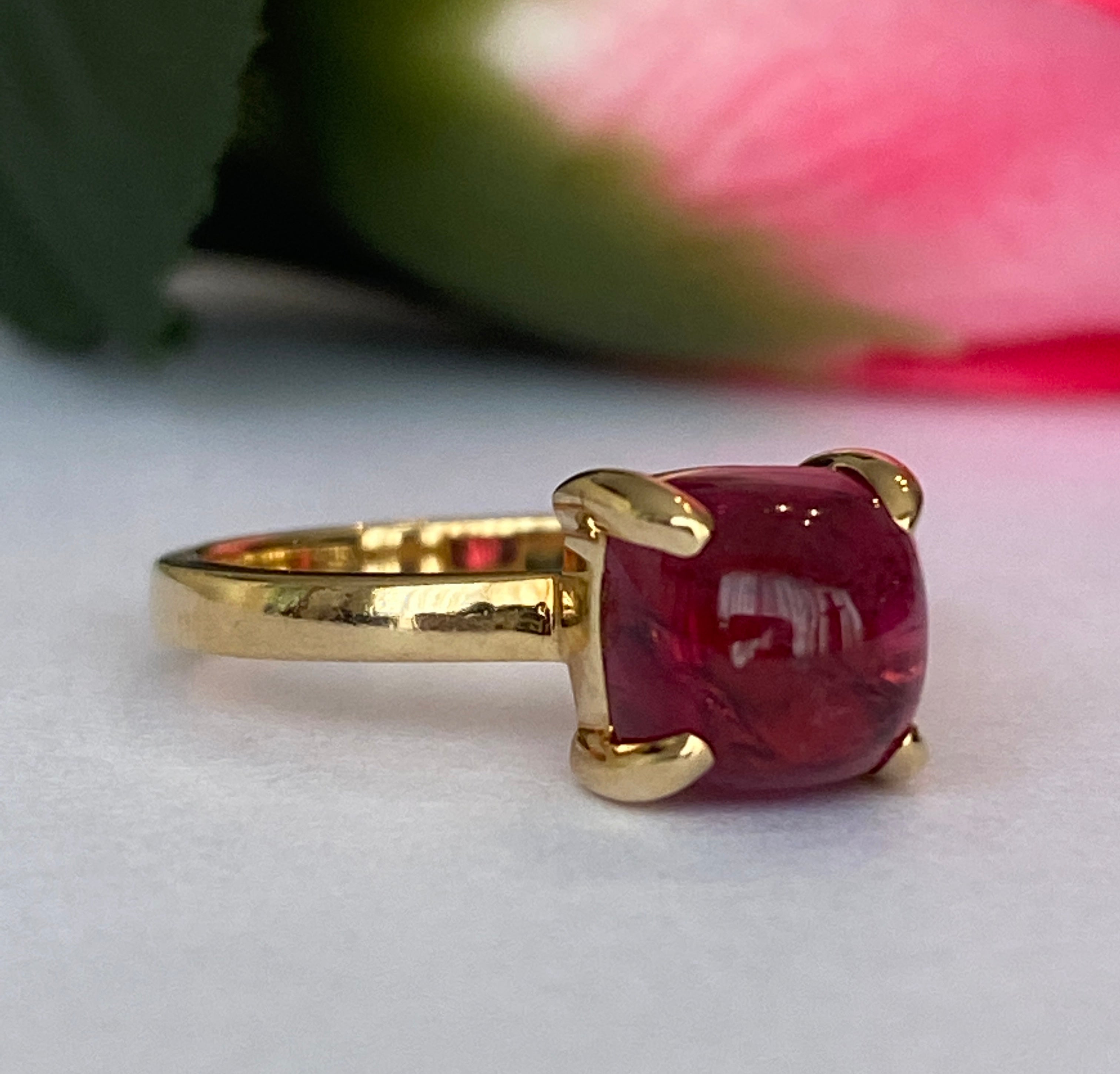 Tiffany & Co. Paloma Picasso Rubellite Tourmaline Sugar Stack Loaf 18k Gold Ring
