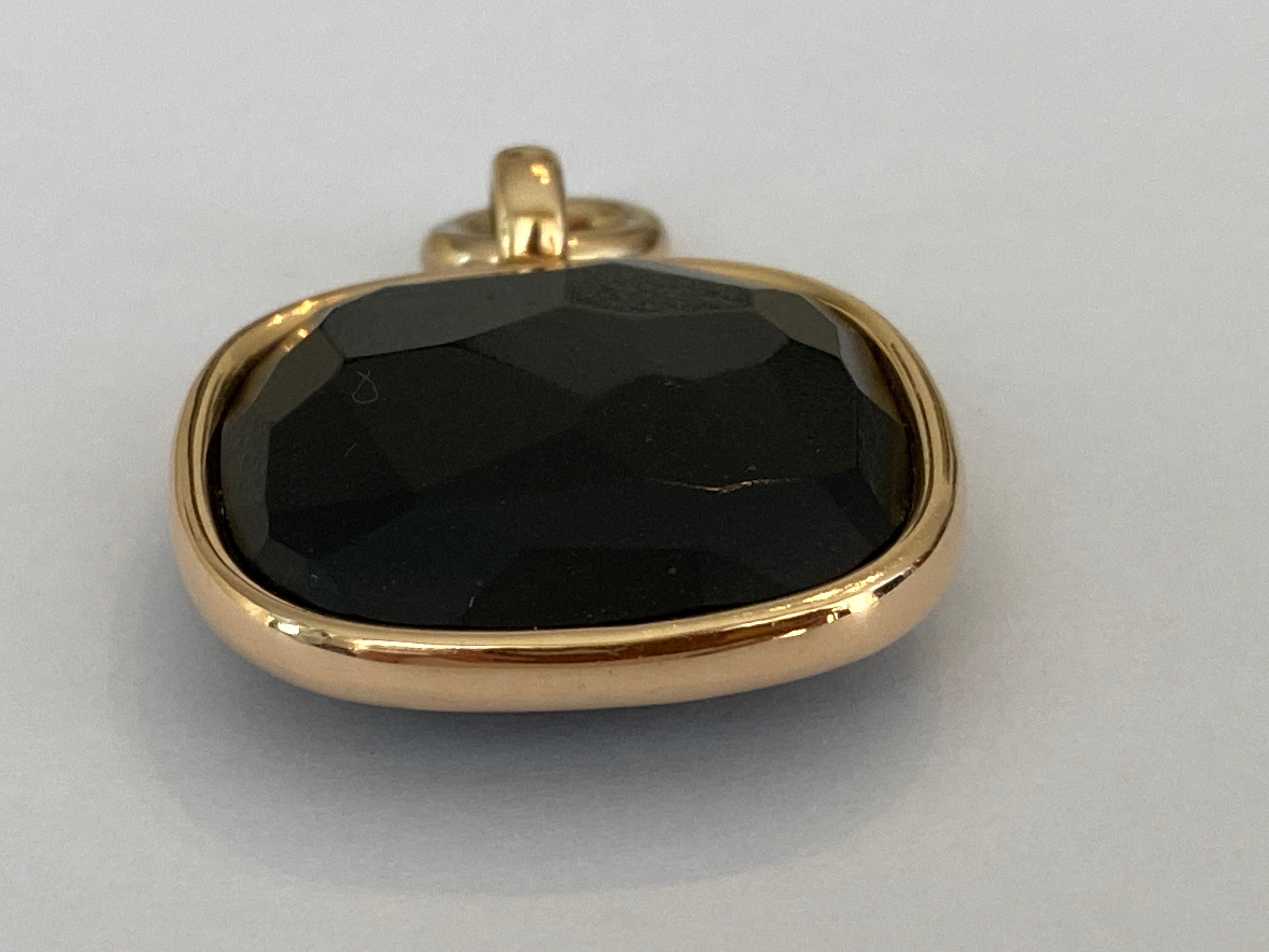 Pomellato Victoria Pendant 18k Yellow Gold  Extra Large Jet Pendant