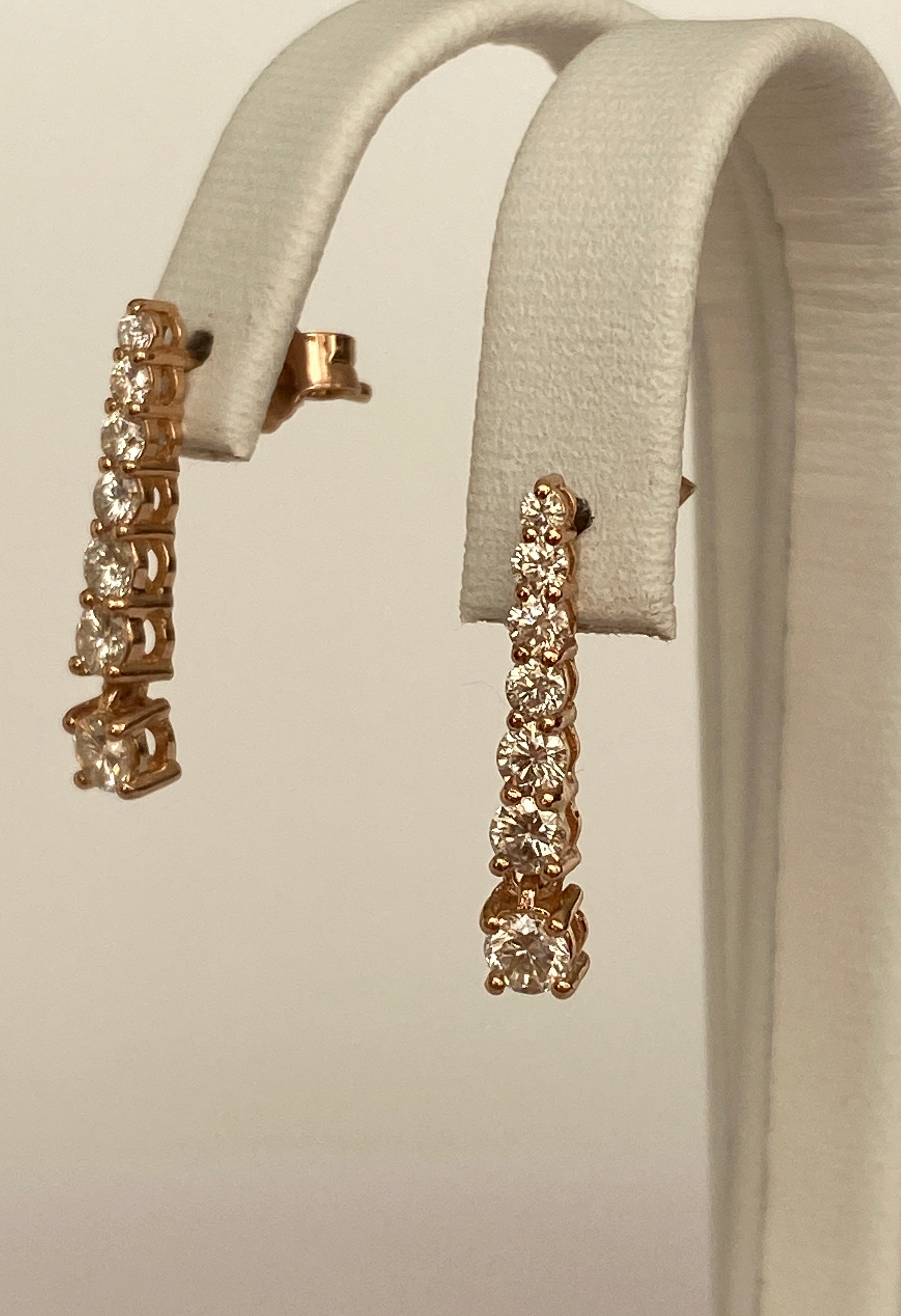 Rose 18 kt Gold Hanging Stud Earrings with Diamonds