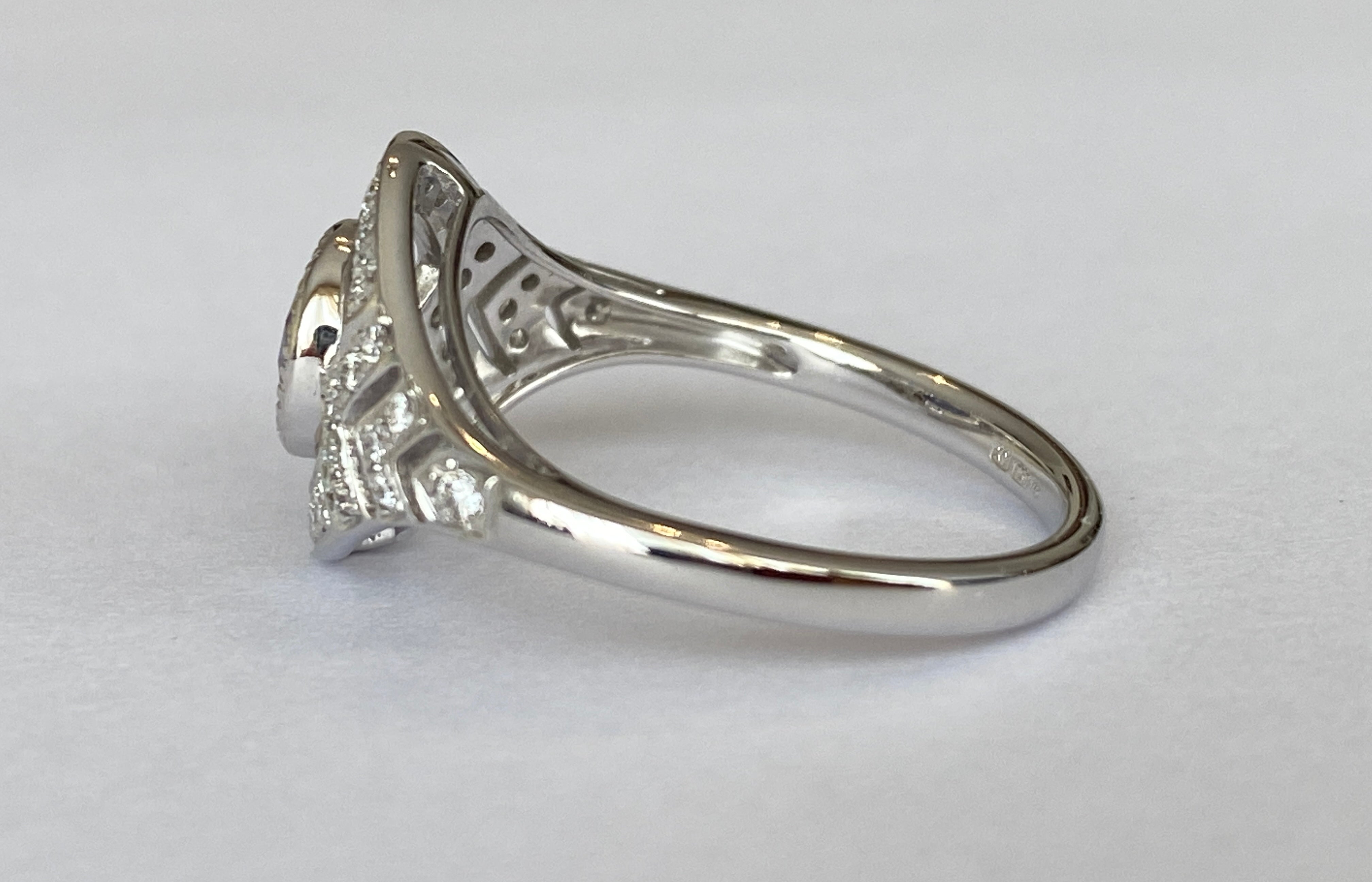 ALGT certified Natural 0.77 Carat  Alexandrite and  Diamond  White Gold  Ring