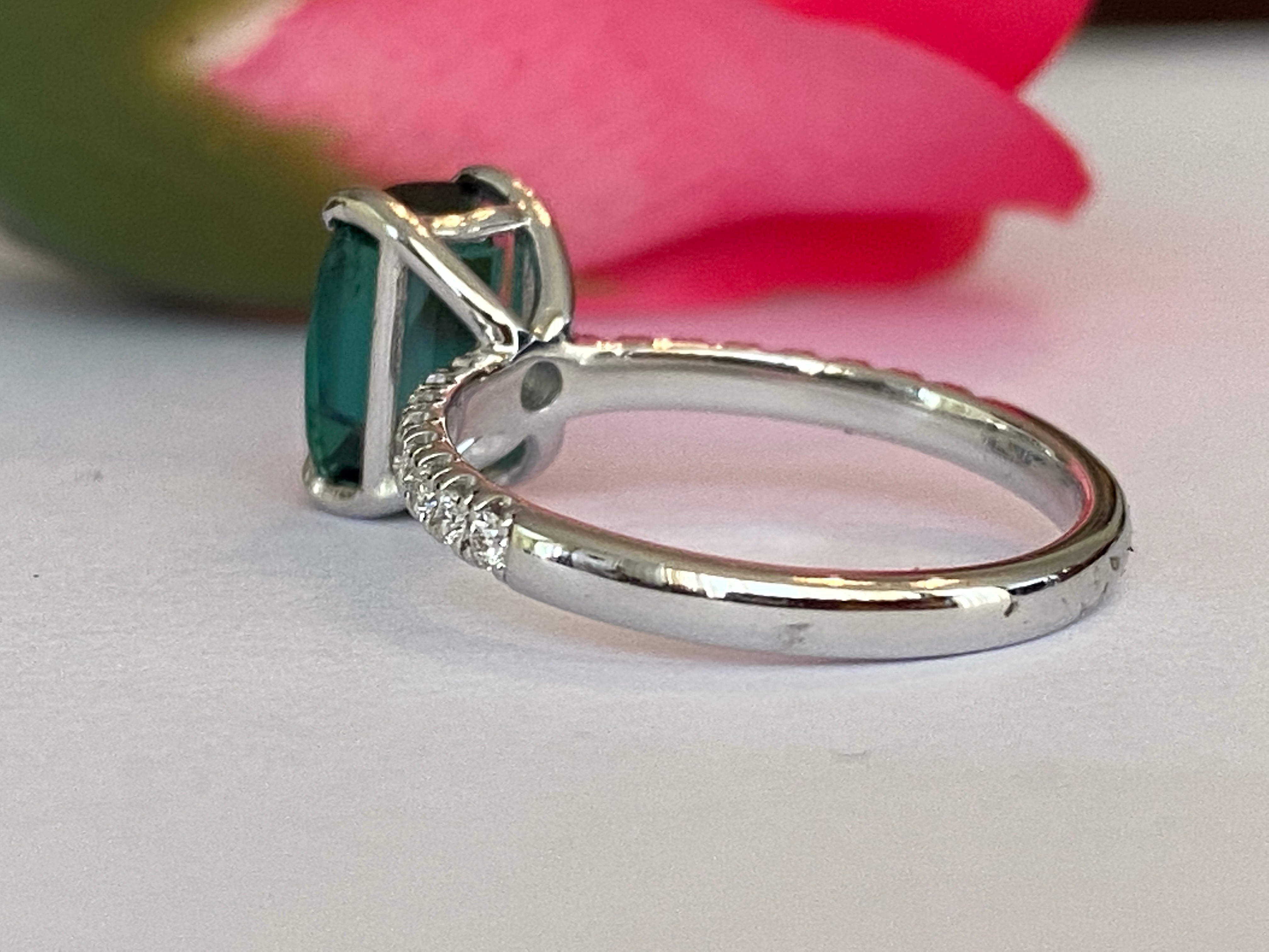 ALGT Certified 2.80 Carat Lagoon Tourmaline Diamond Cocktail Gold ring