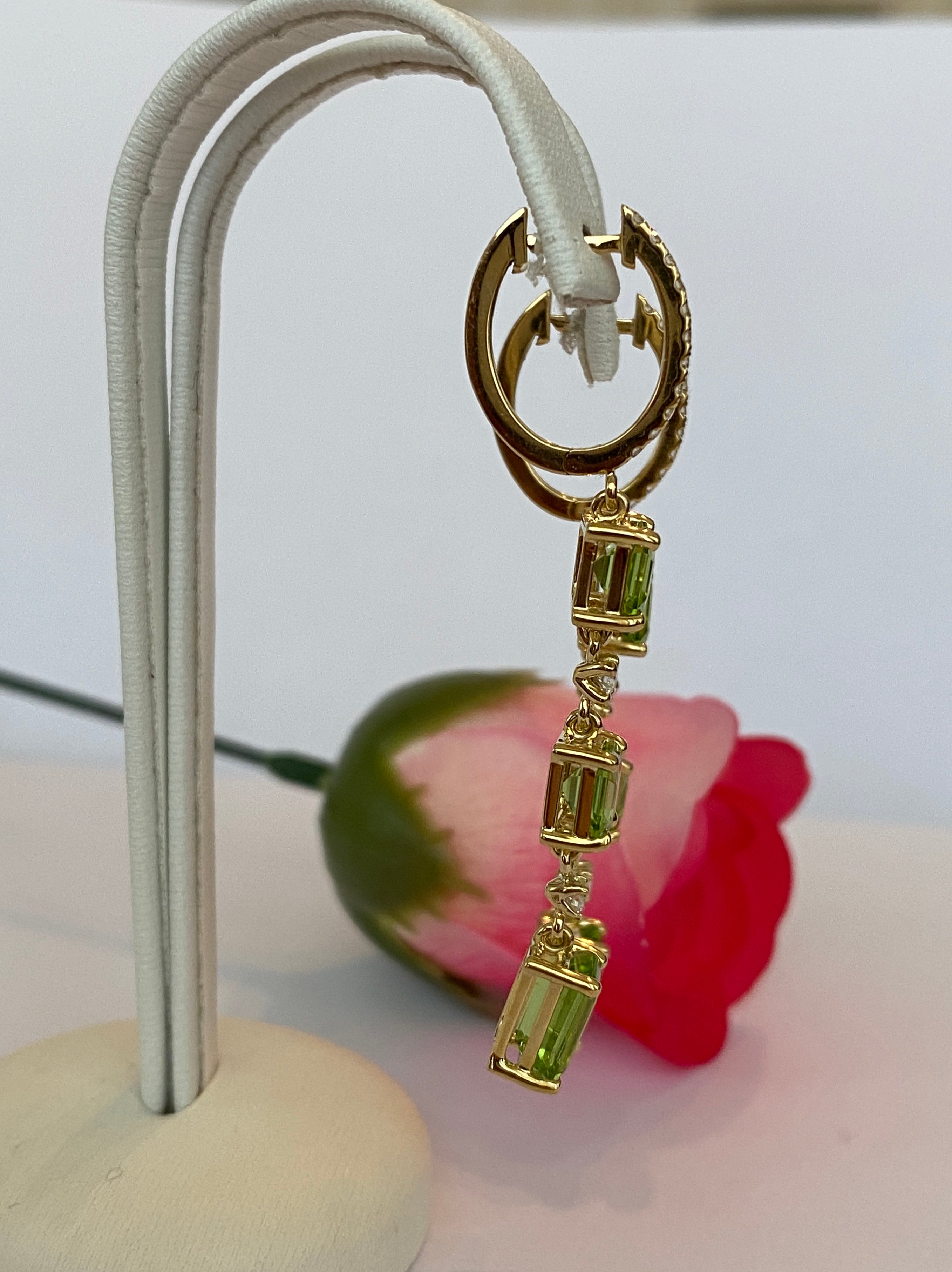Exquisite 18K Yellow Gold Peridot and Diamond Dangle Earrings