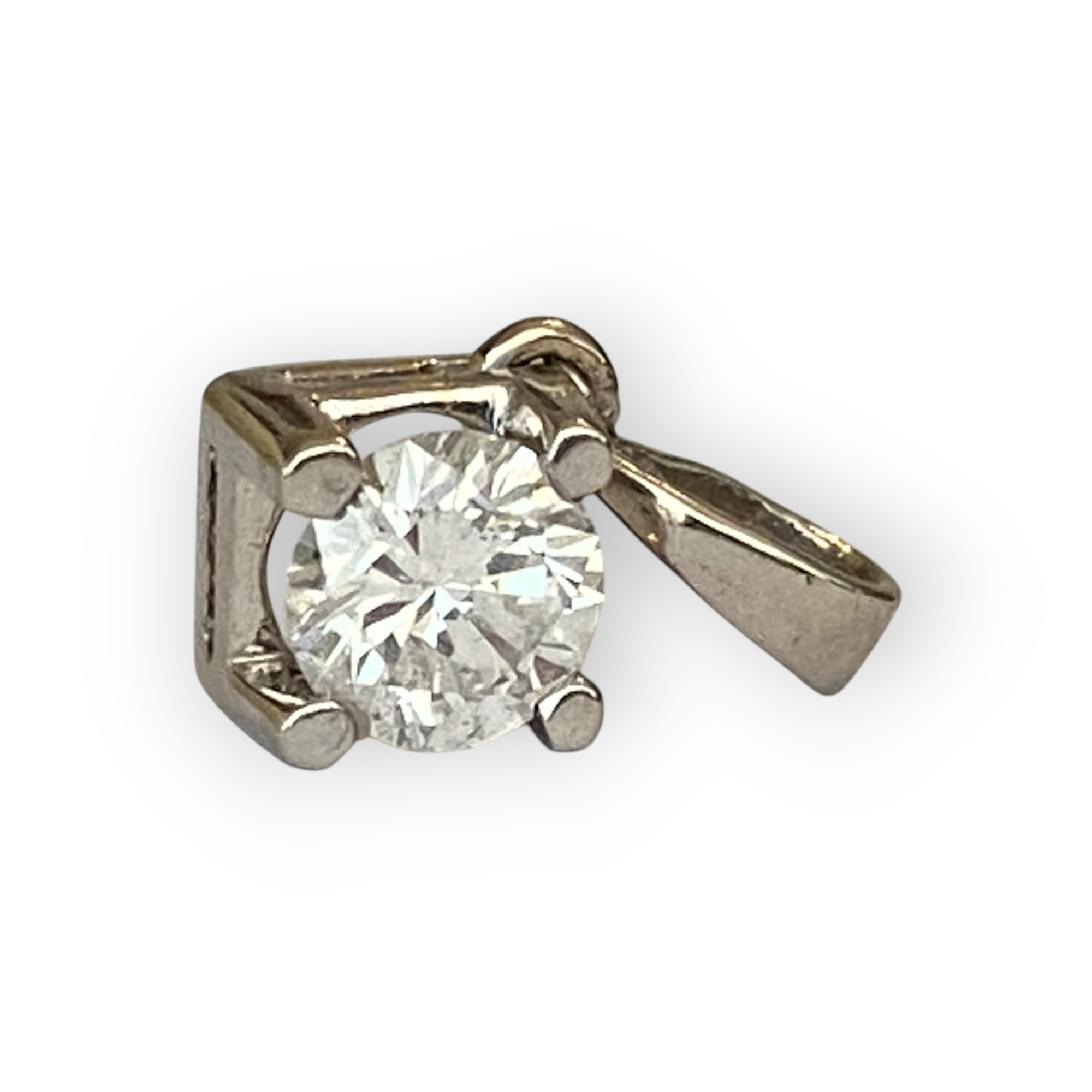 Timeless Elegance: White Gold Solitaire Diamond Pendant