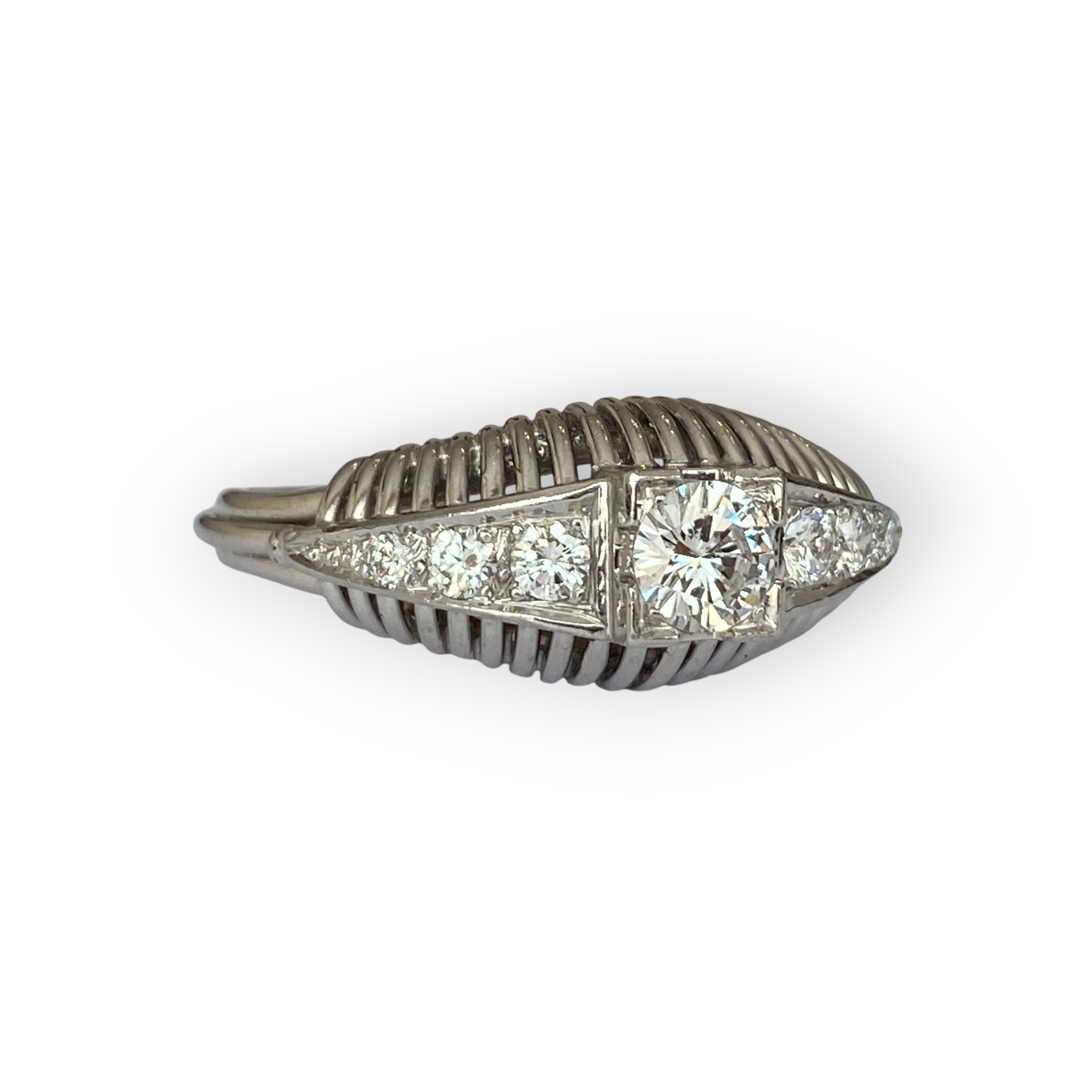 Vintage 18 kt White Gold Engagement Diamonds  Ring – A Timeless Treasure