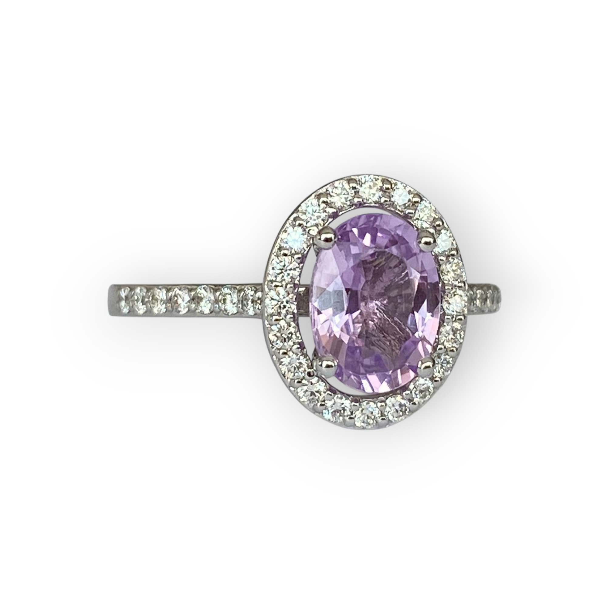 Exquisite Unheated Pink-Purple Sapphire Halo Ring in 18 kt white gold