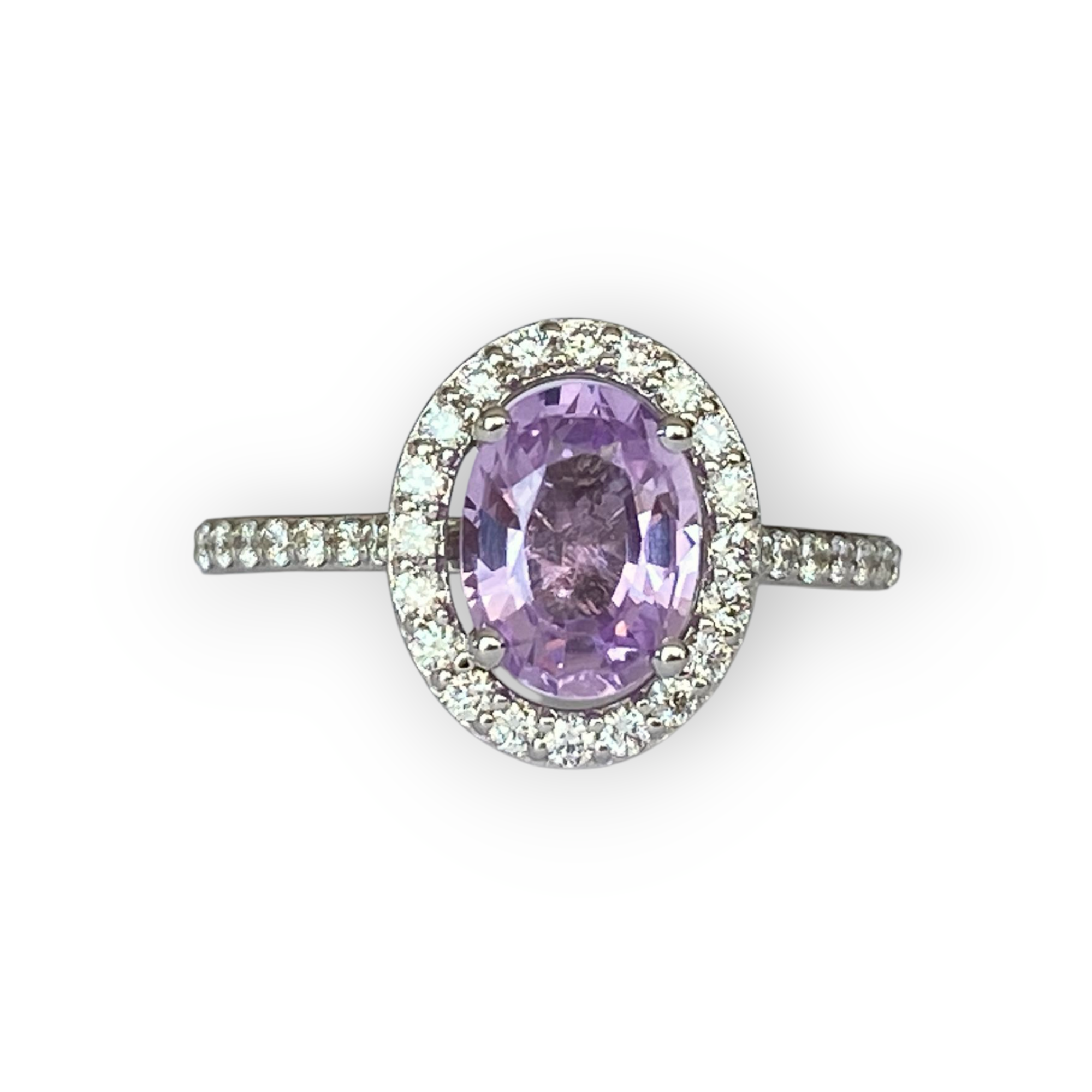 Exquisite Unheated Pink-Purple Sapphire Halo Ring in 18 kt white gold