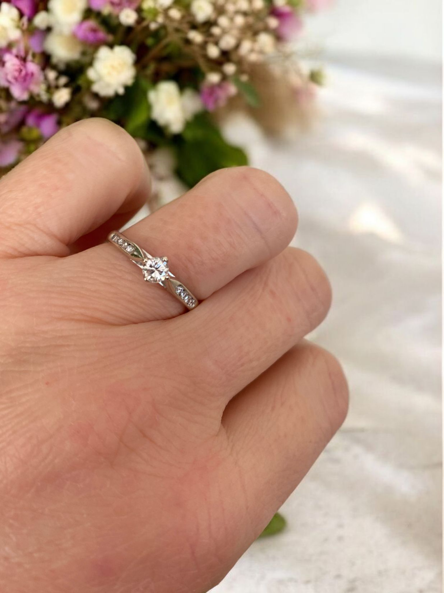 Diamonde 14K White Gold engagement Diamond Ring