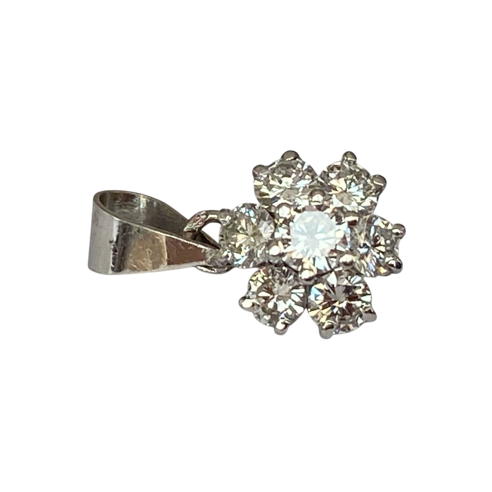 Elegant 14 kt white gold Diamond rosette pendant