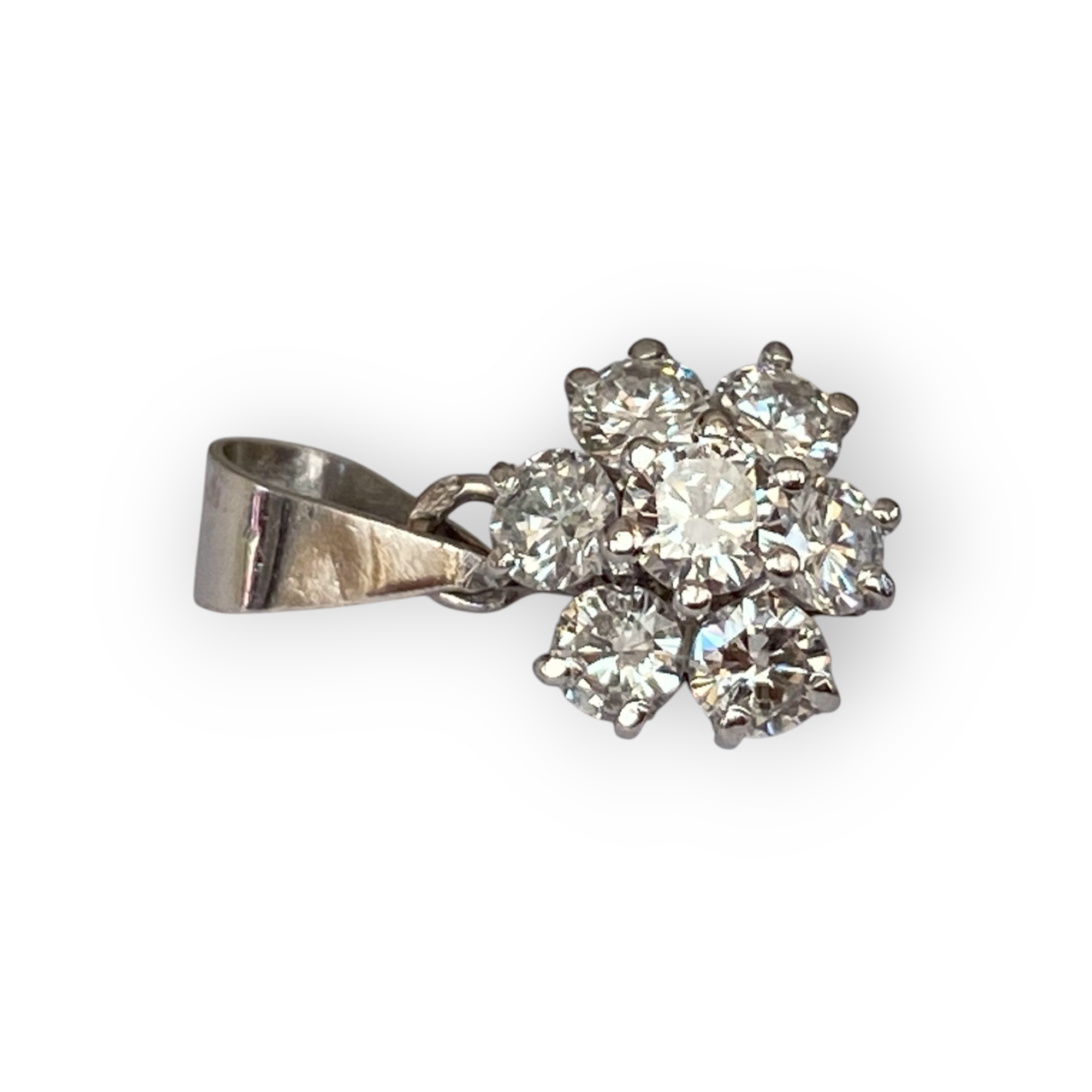 Elegant 14 kt white gold Diamond rosette pendant