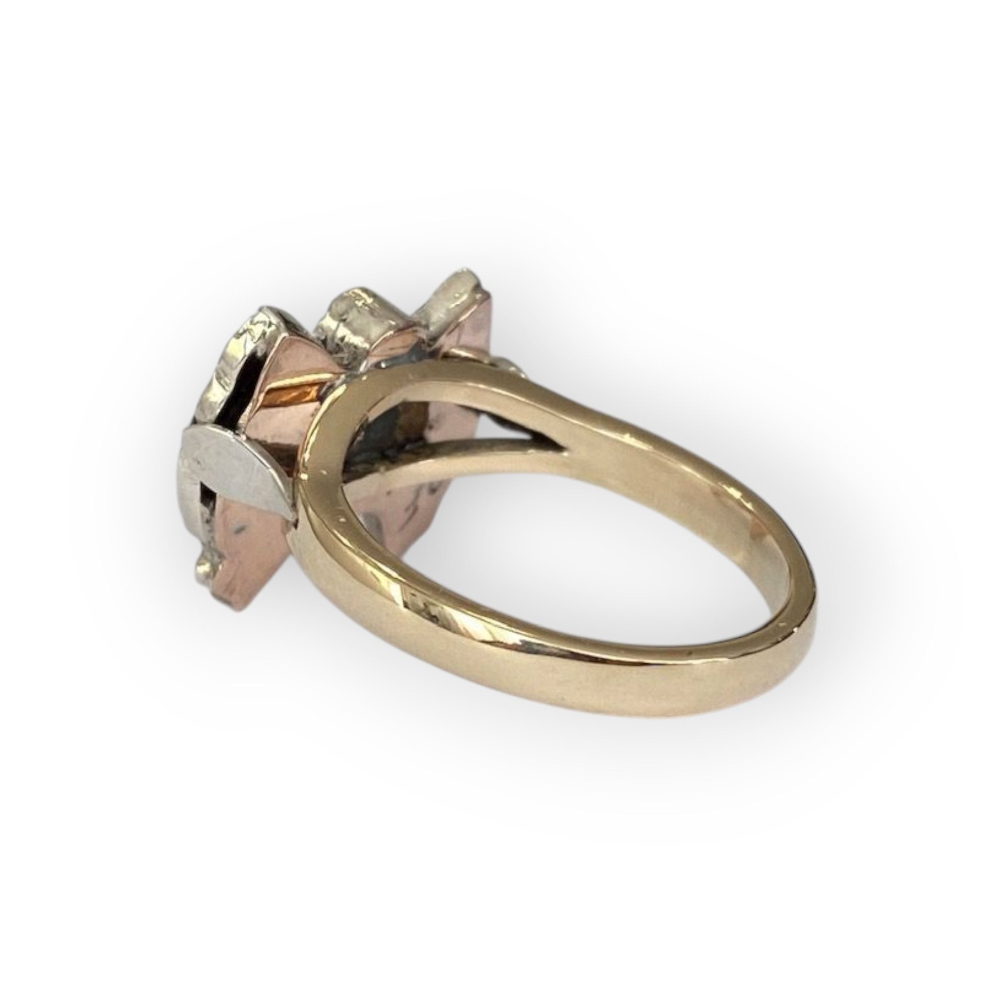 Vintage 14-Carat Yellow Gold & Silver Bow Ring with Rose-Cut Diamonds & Sapphires