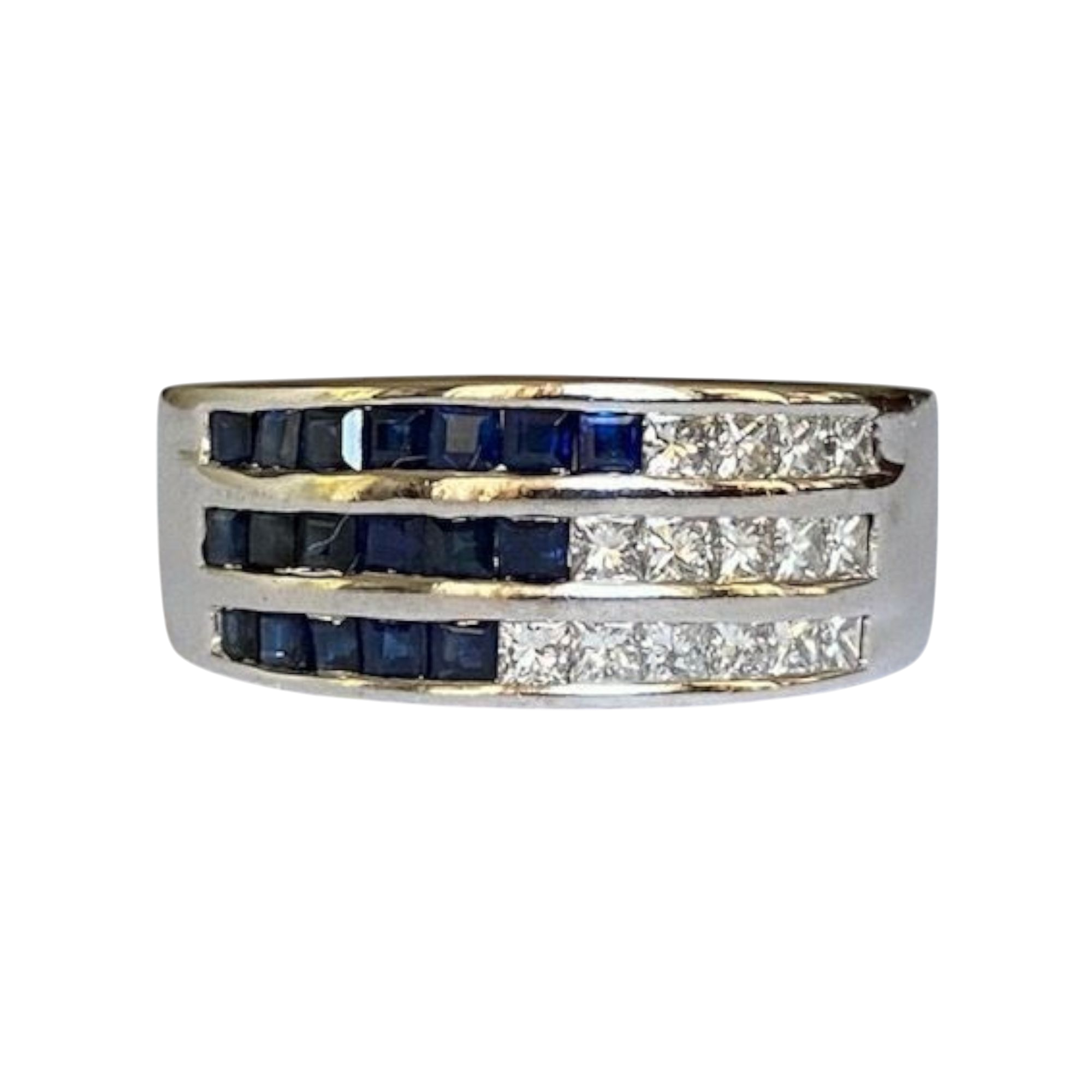 18 Kt White Gold Band Ring with 0.30 Ct Diamonds & Sapphires