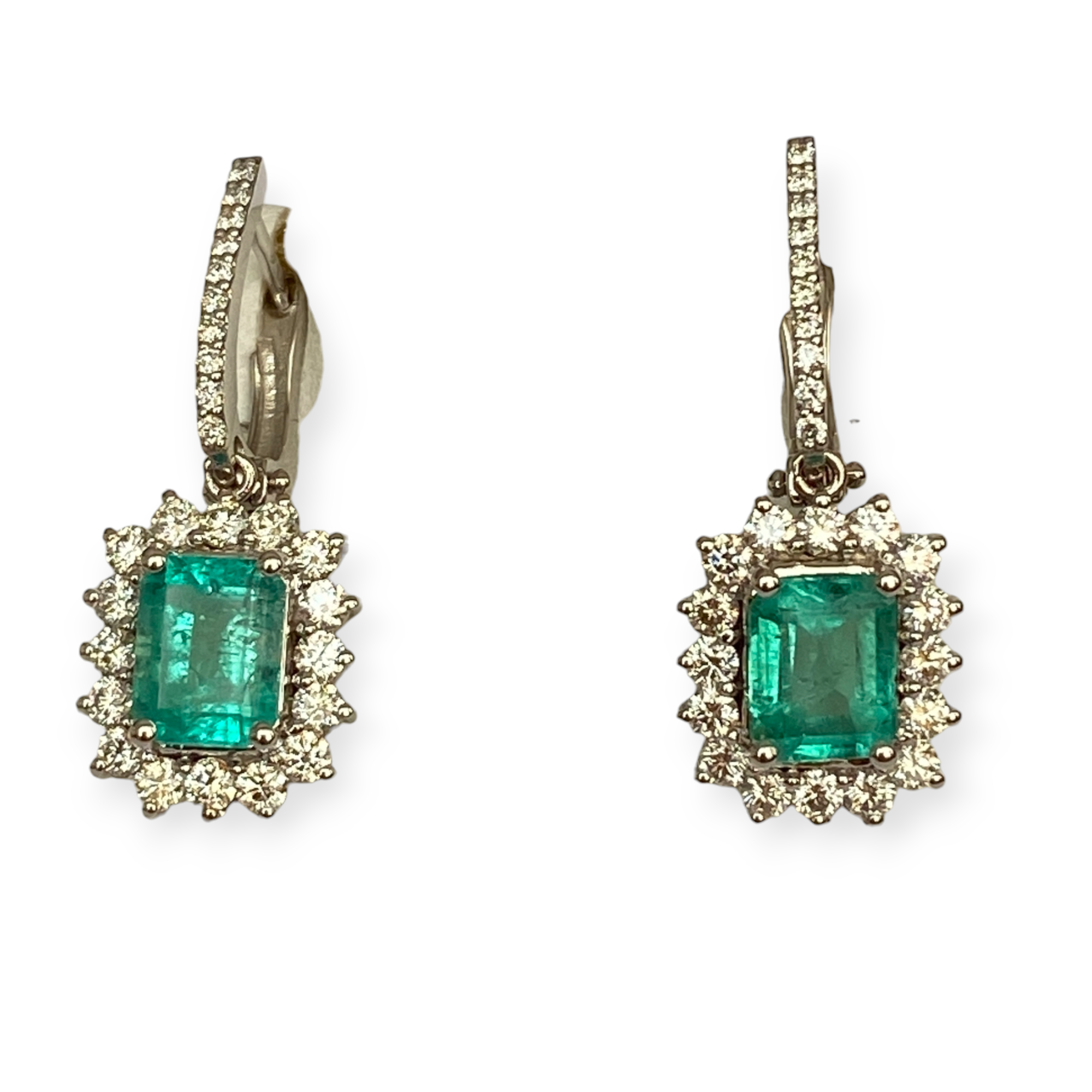 Certified 18 kt. White gold Dangle Earrings with Emerald and  Diamonds