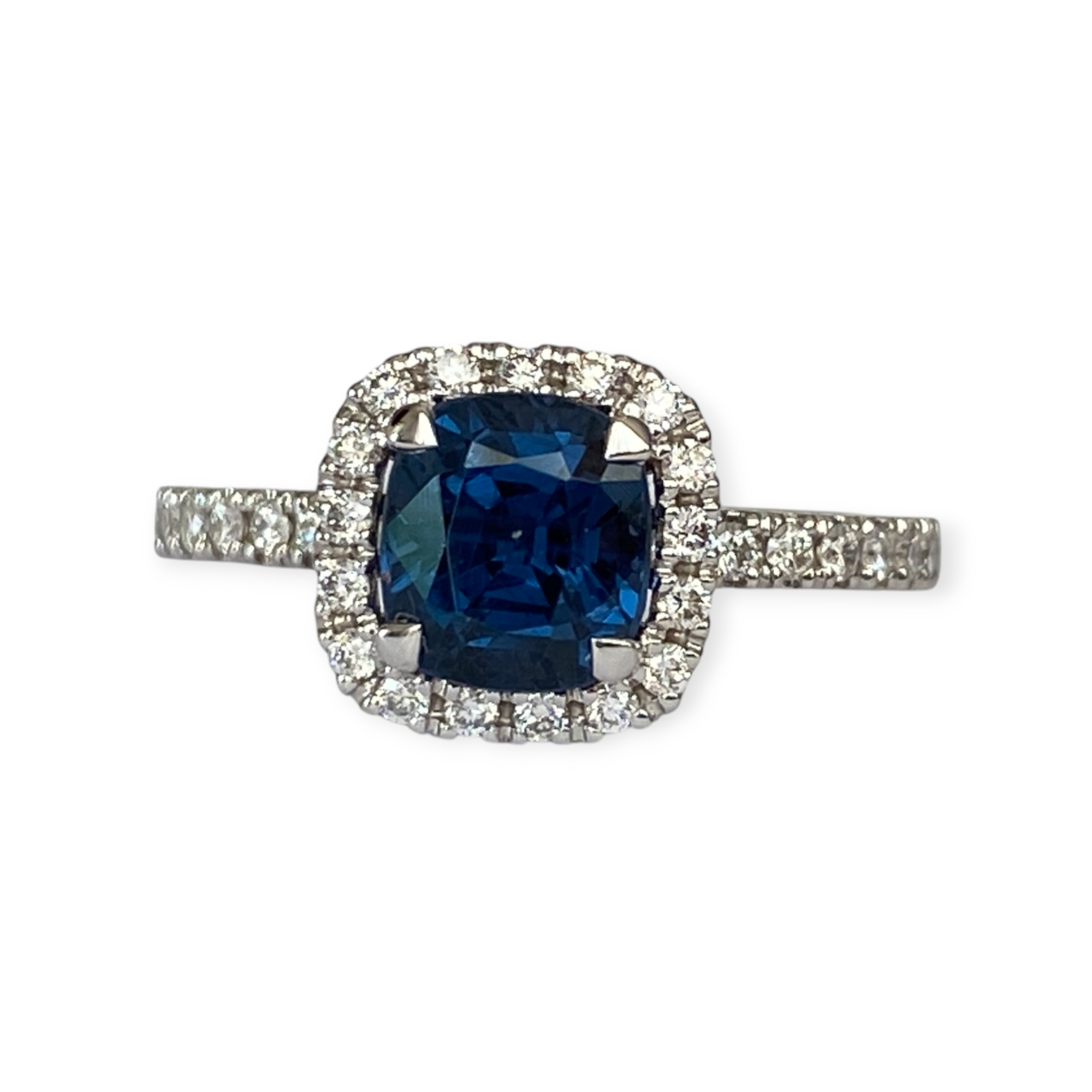 Certified 1.54 ct Natural color change Spinel and Diamonds 18 kt gold ring