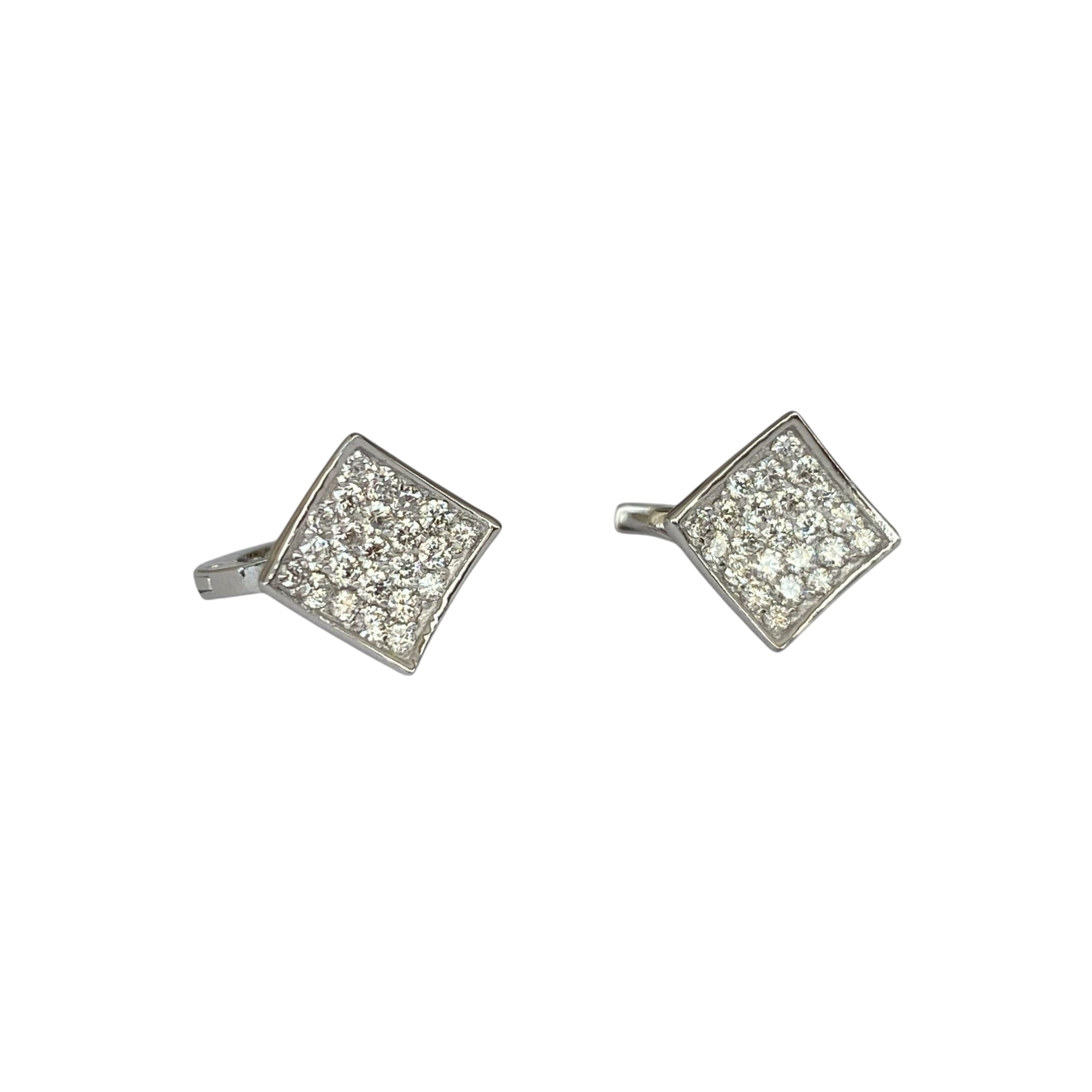 Elegant 18K Gold  Diamond Earrings