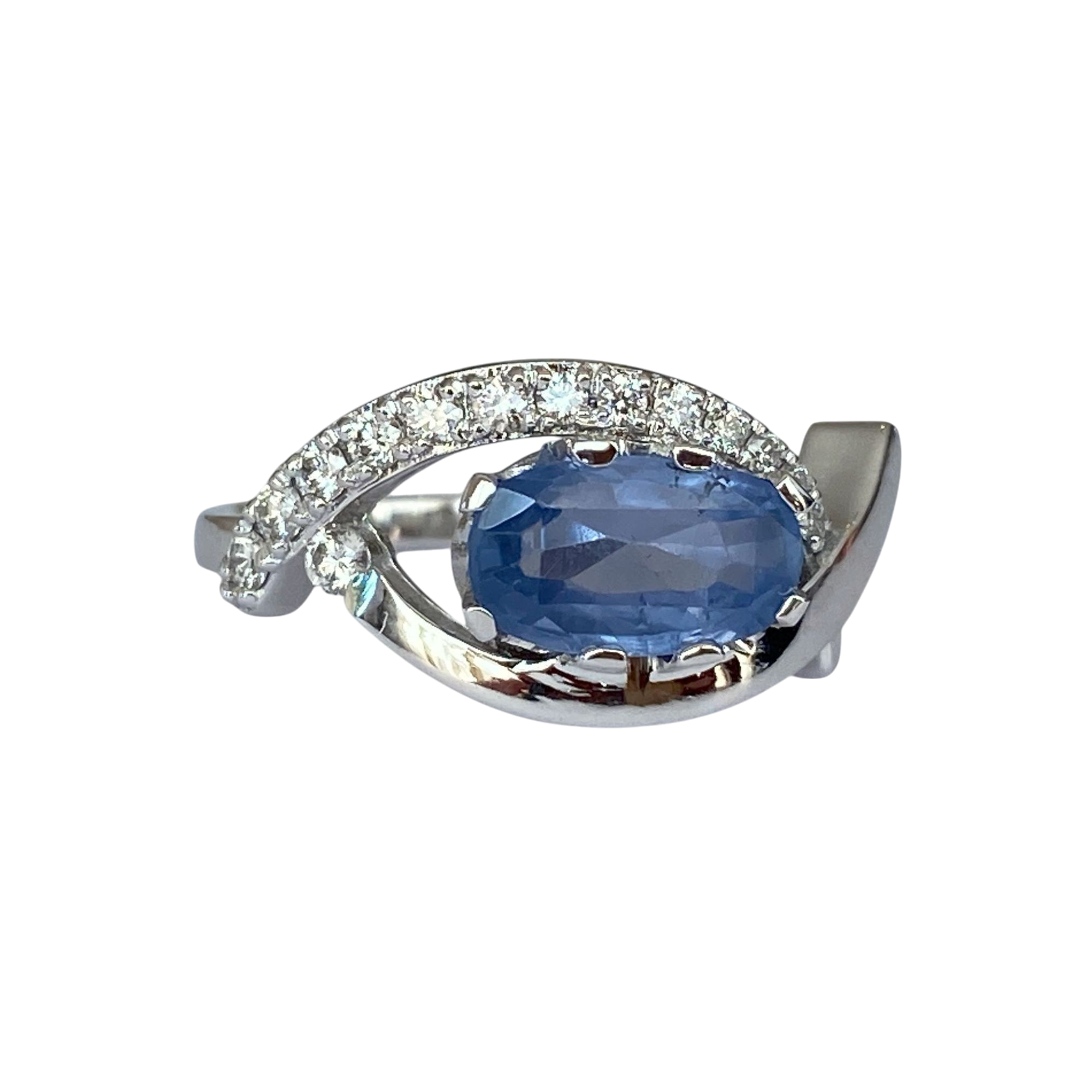 Certified 1.85 Carat Ceylon Sapphire & Diamond White Gold Ring