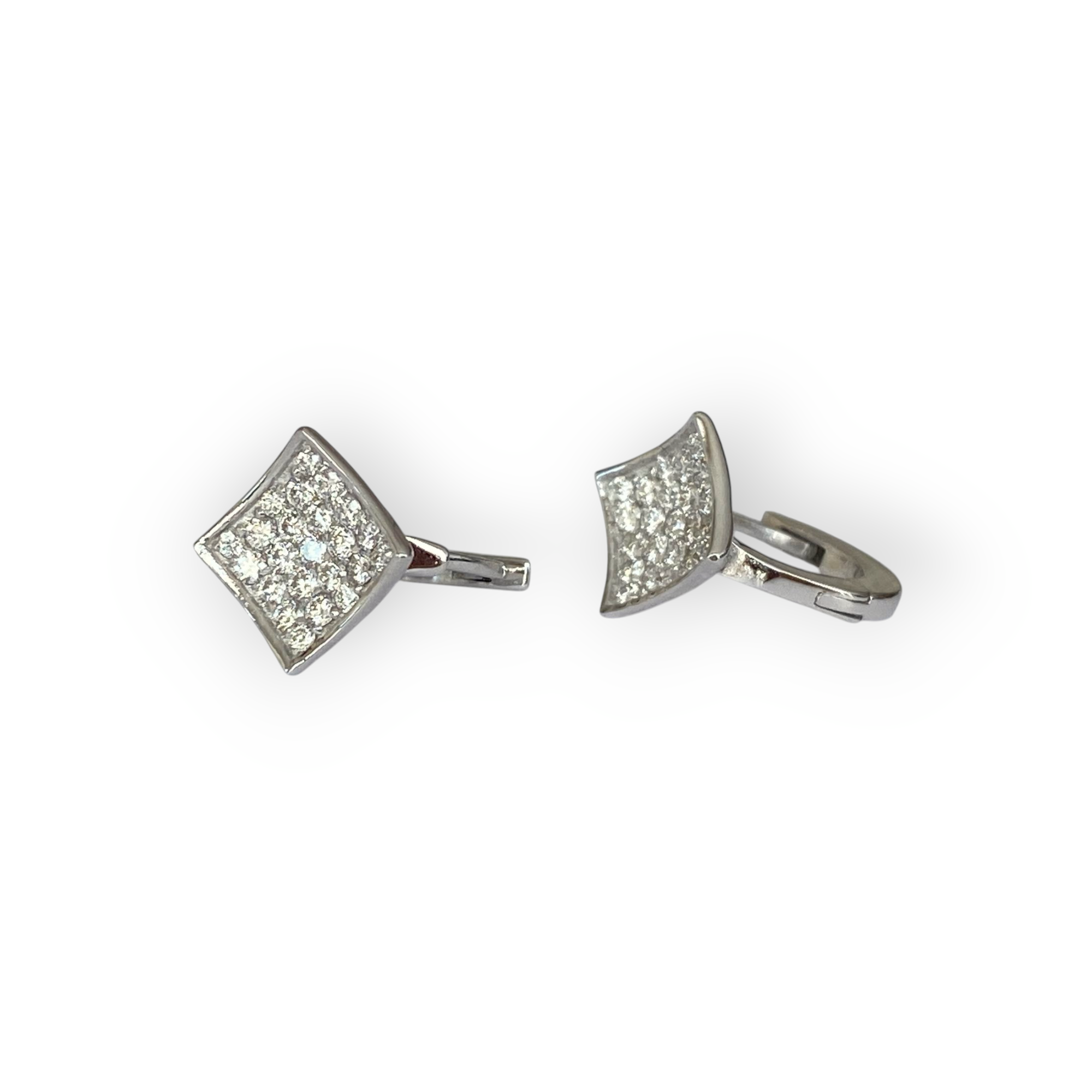 Elegant 18K Gold  Diamond Earrings