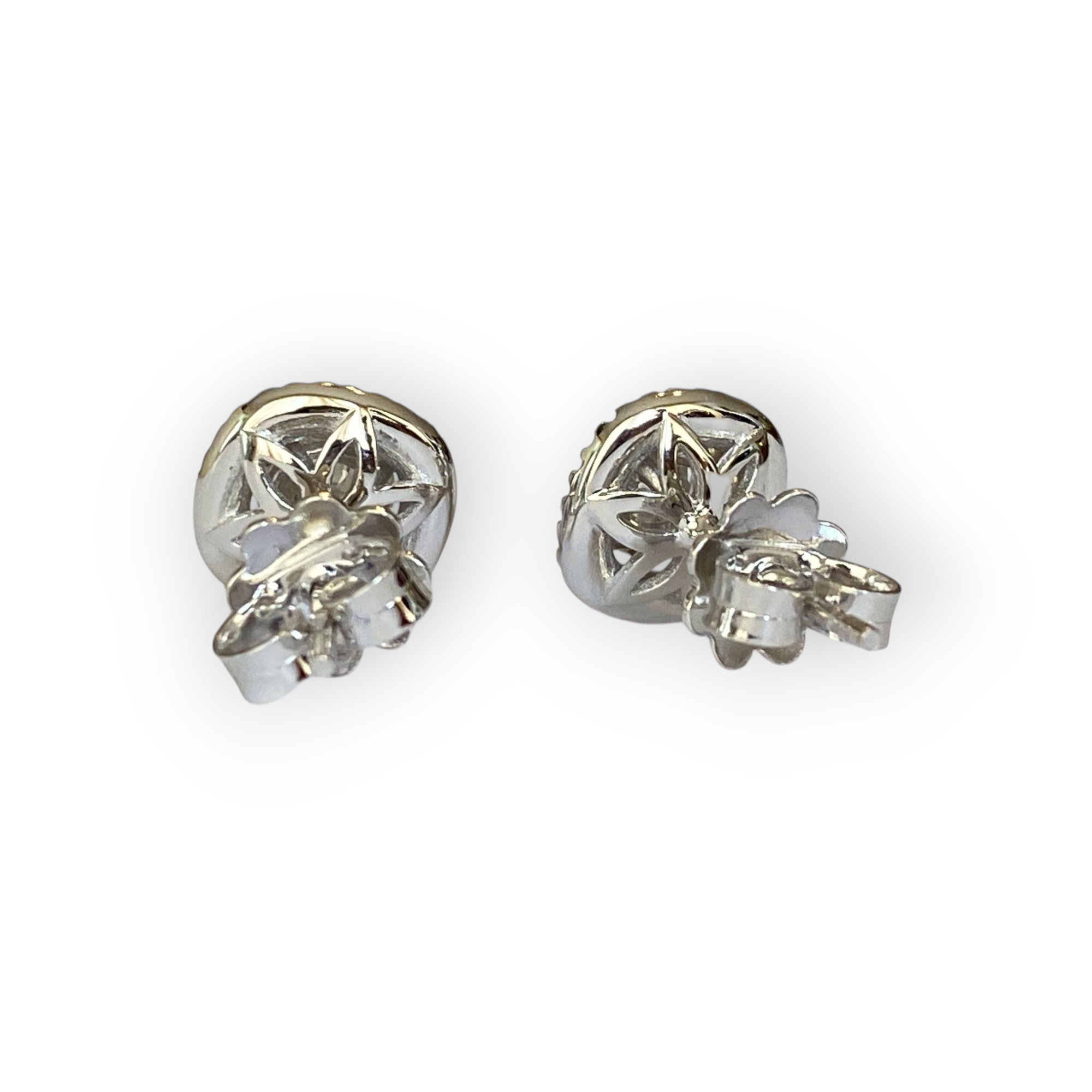 18K White Gold Halo Solitaire Stud Earrings with Diamonds