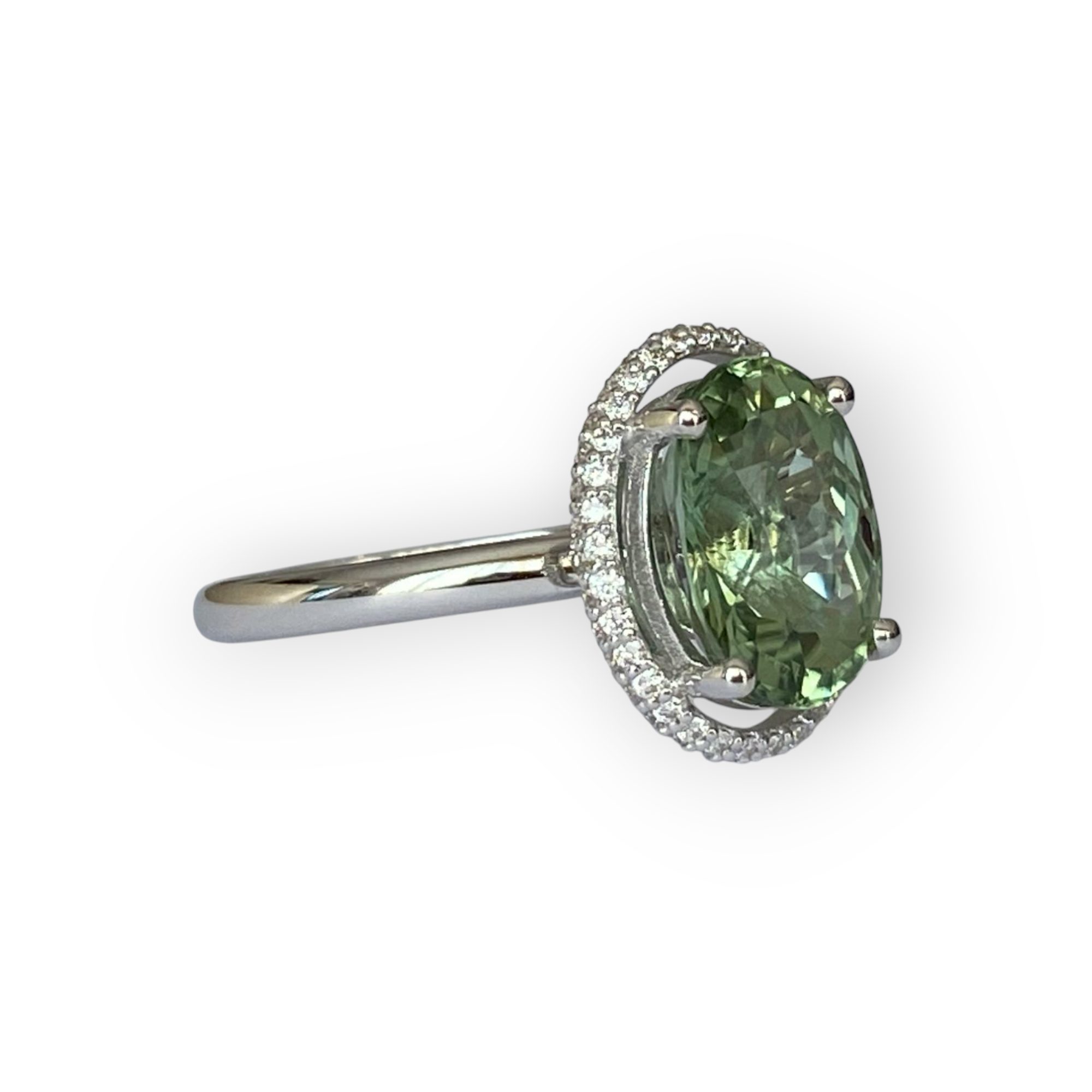 18K White Gold Diamond Cocktail Ring with 3.63 Ct Tourmaline