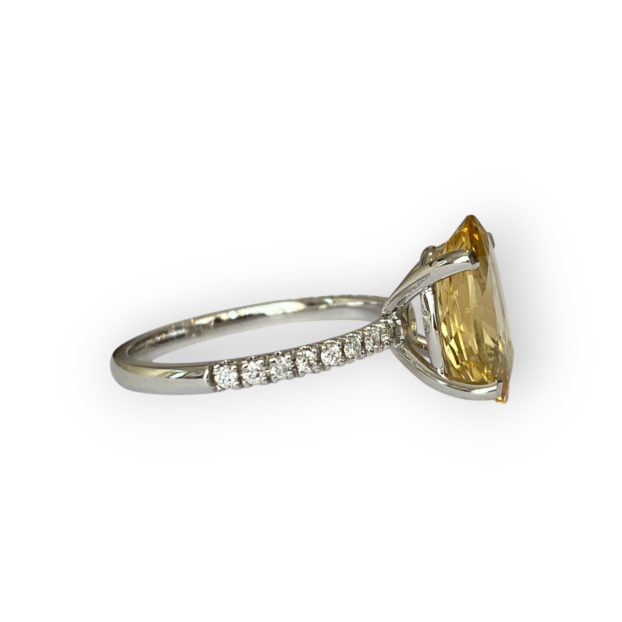 18K White Gold Cocktail Ring with 3.53 Ct Yellow Beryl & Diamonds