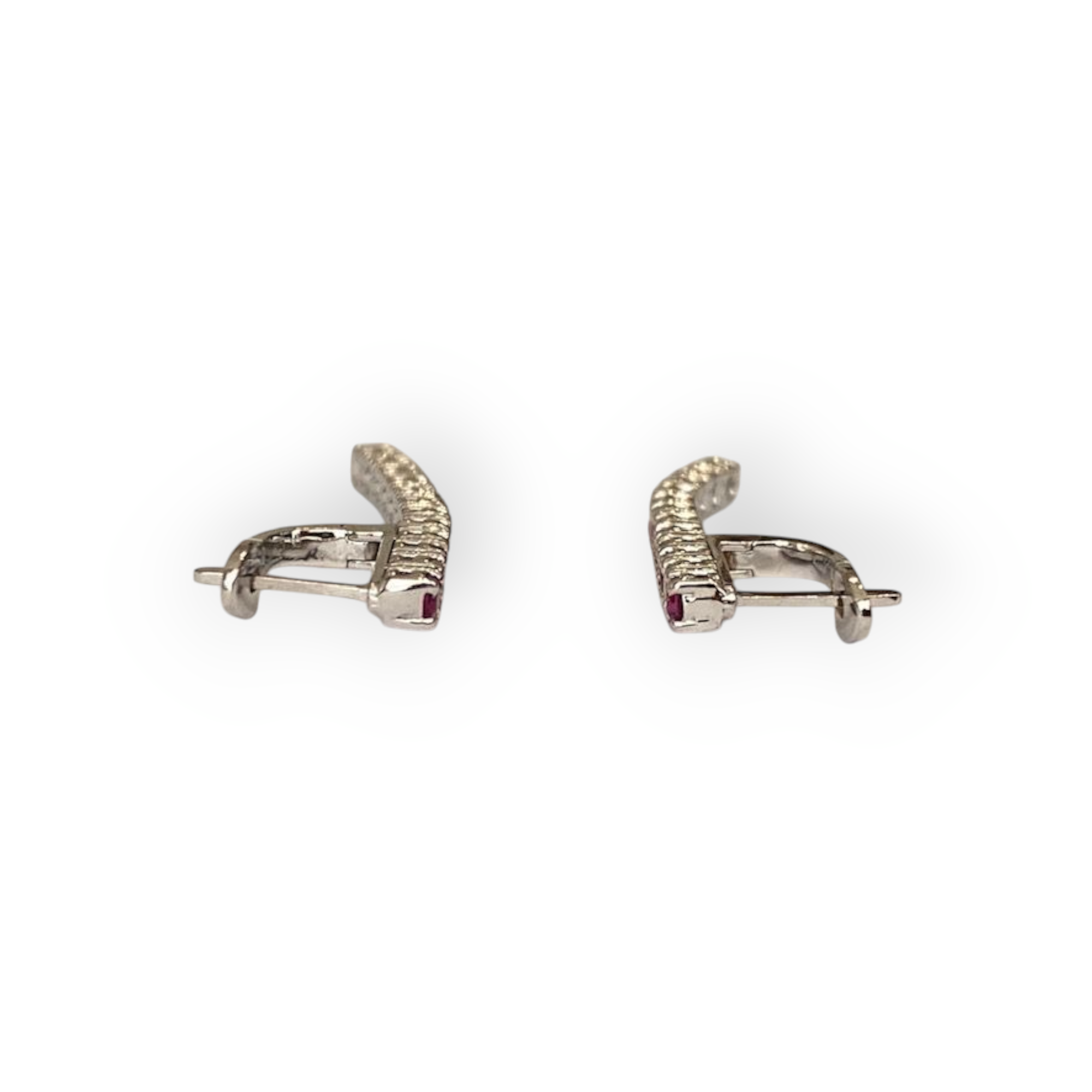 White  18 kt Gold Hanging Stud Earrings with Diamonds & Rubies