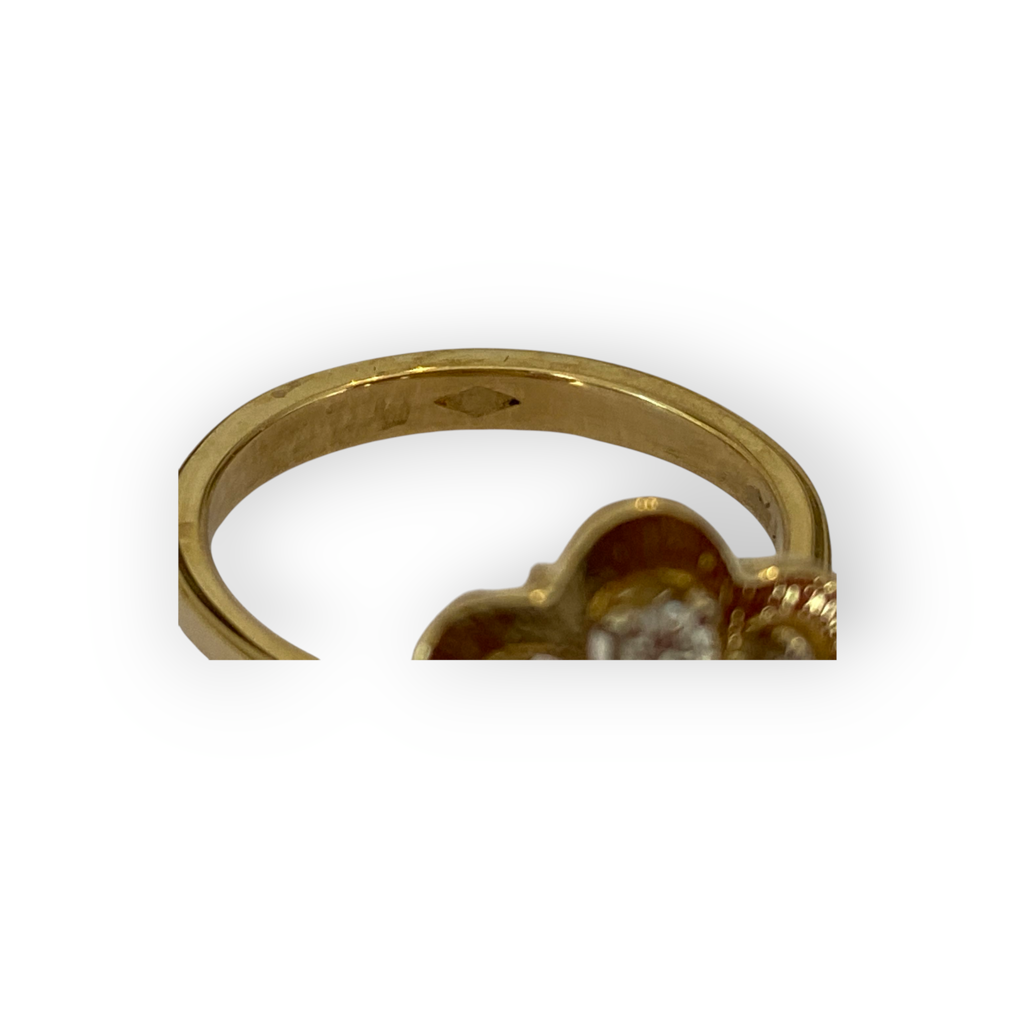 18K Yellow Gold Cocktail Ring with 1.80 Ct Garnet & Diamonds