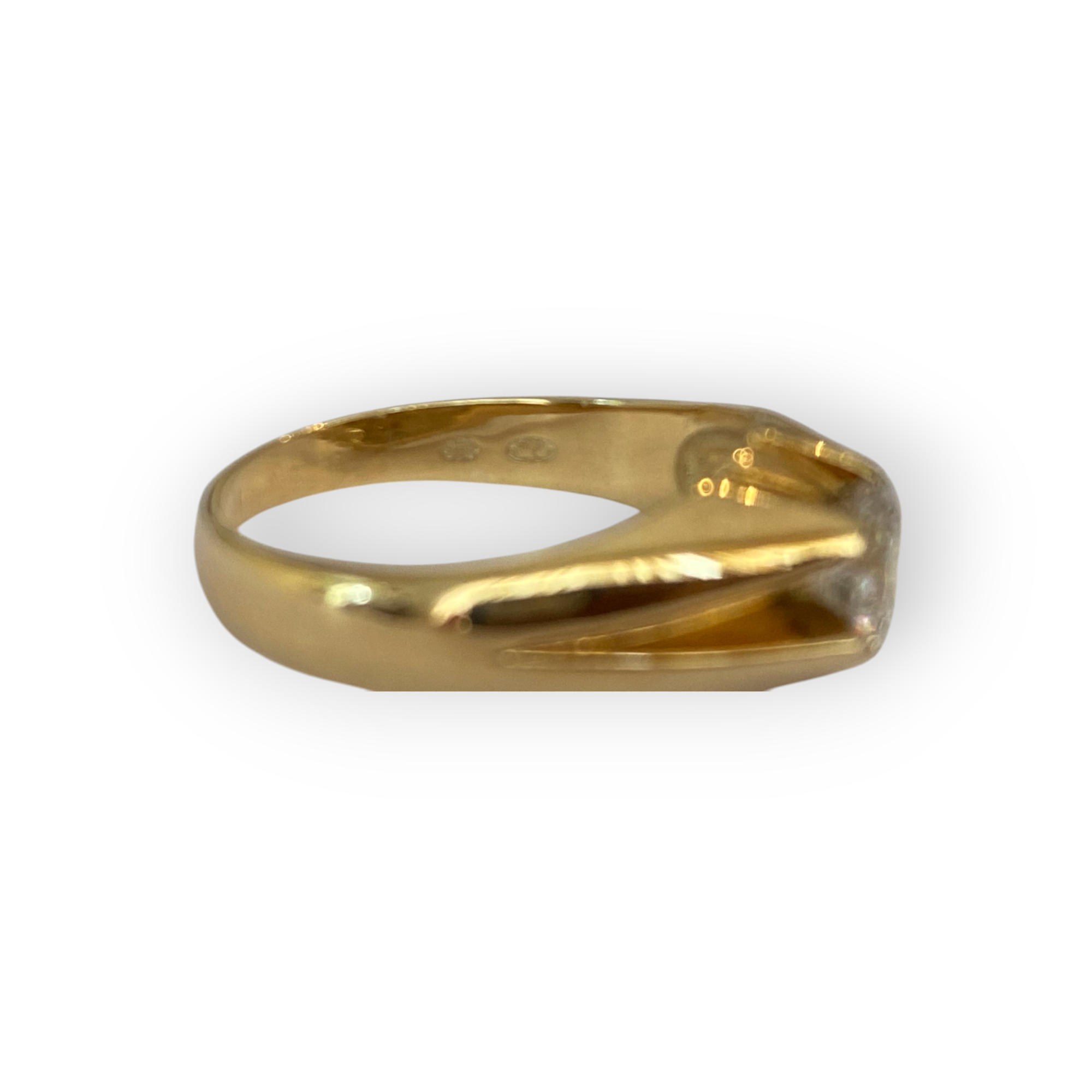 14K Yellow Gold Dome Solitaire Engagement Diamond Ring – 0.65 Ct