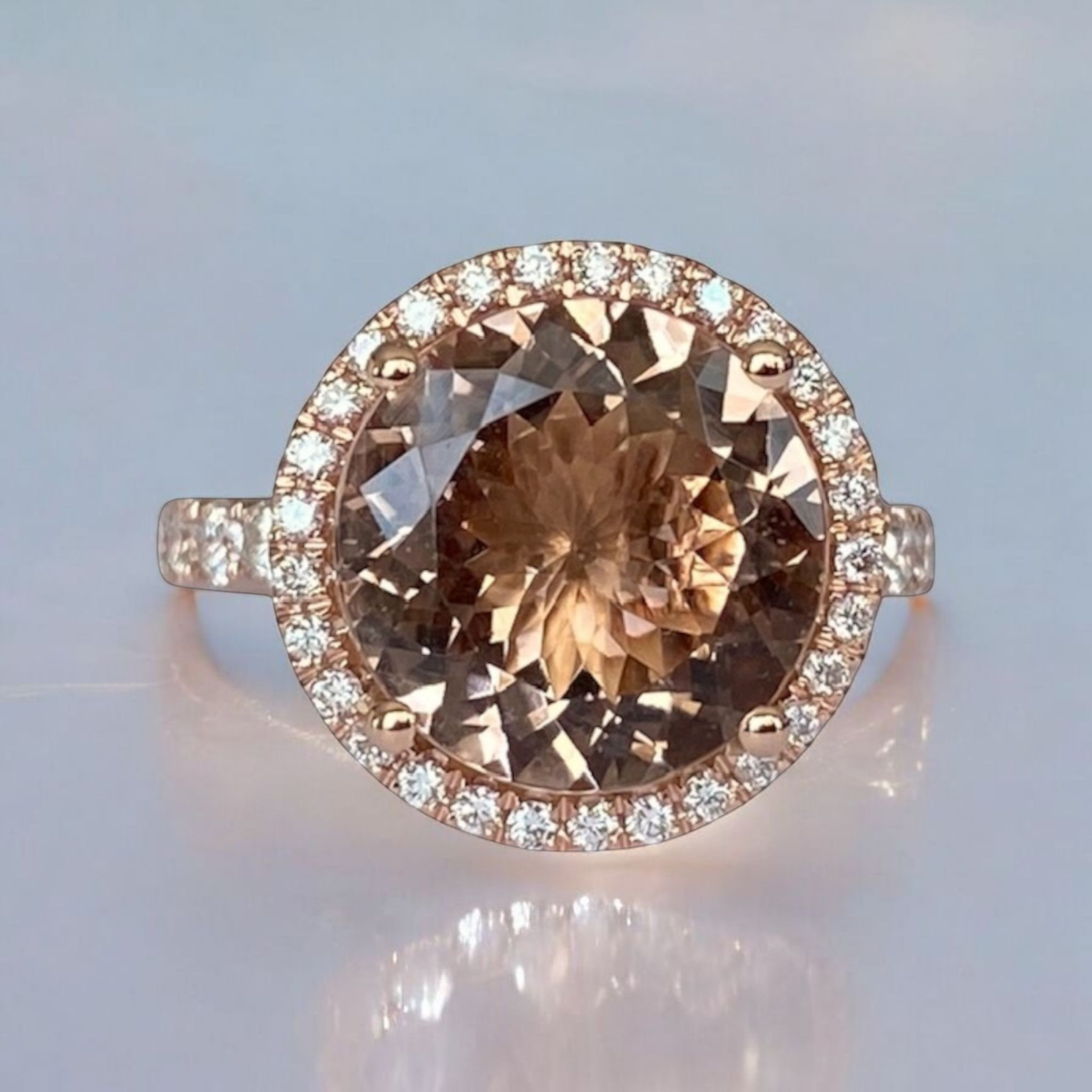 Certified 18 Kt. Pink Gold Ring with 5.10 Ct Morganite and Diamonds