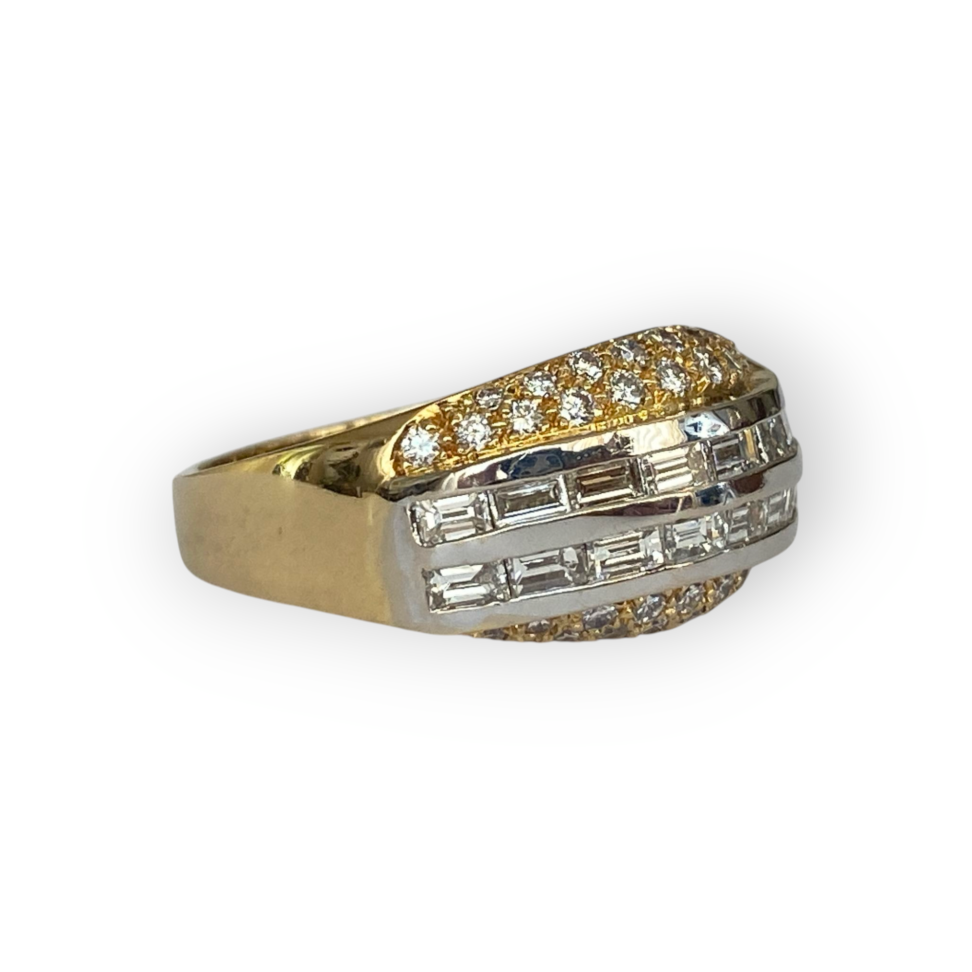Gold Band Ring with 2.02 Ct Diamonds