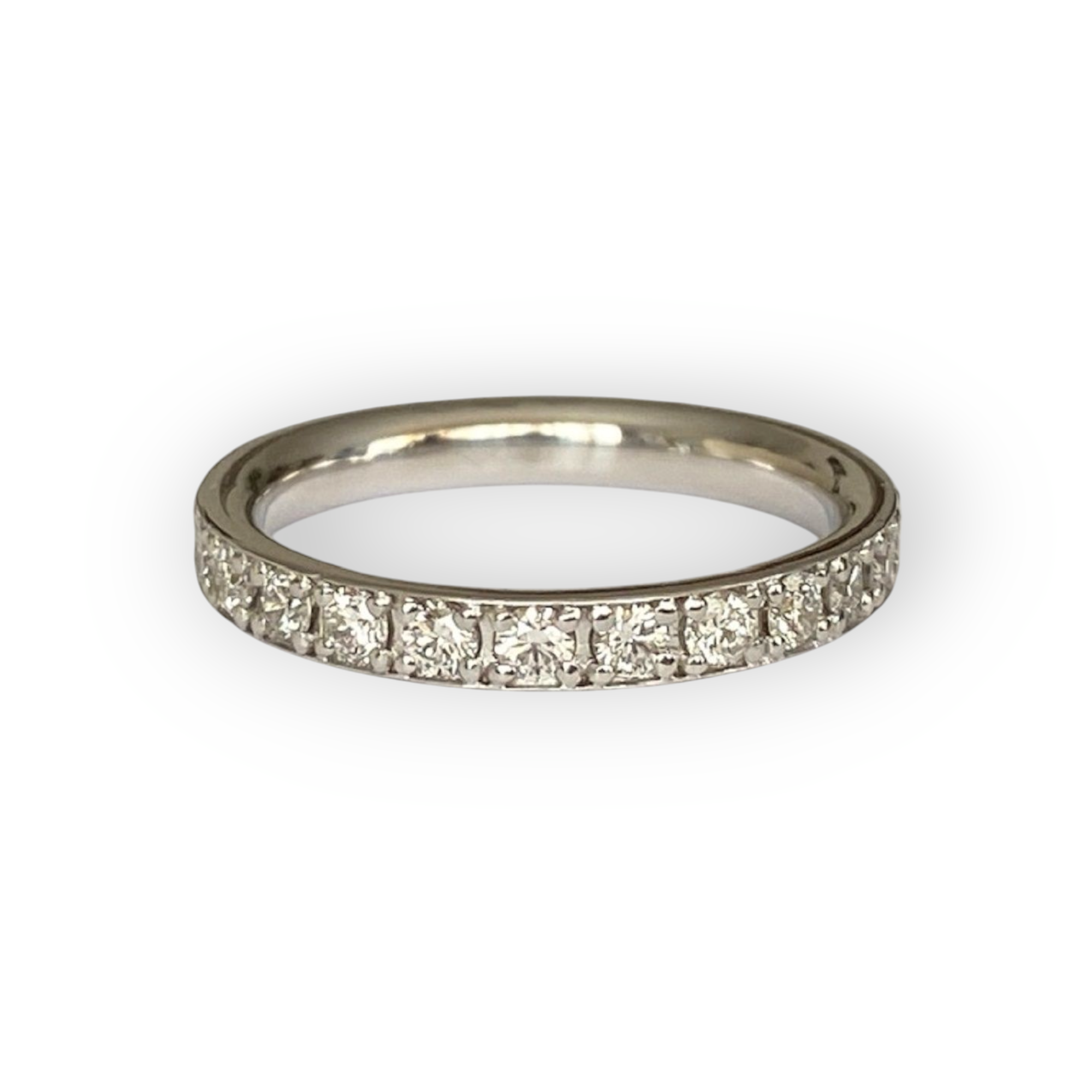 18 Kt White Gold Alliance Ring with 0.96 Ct Diamonds