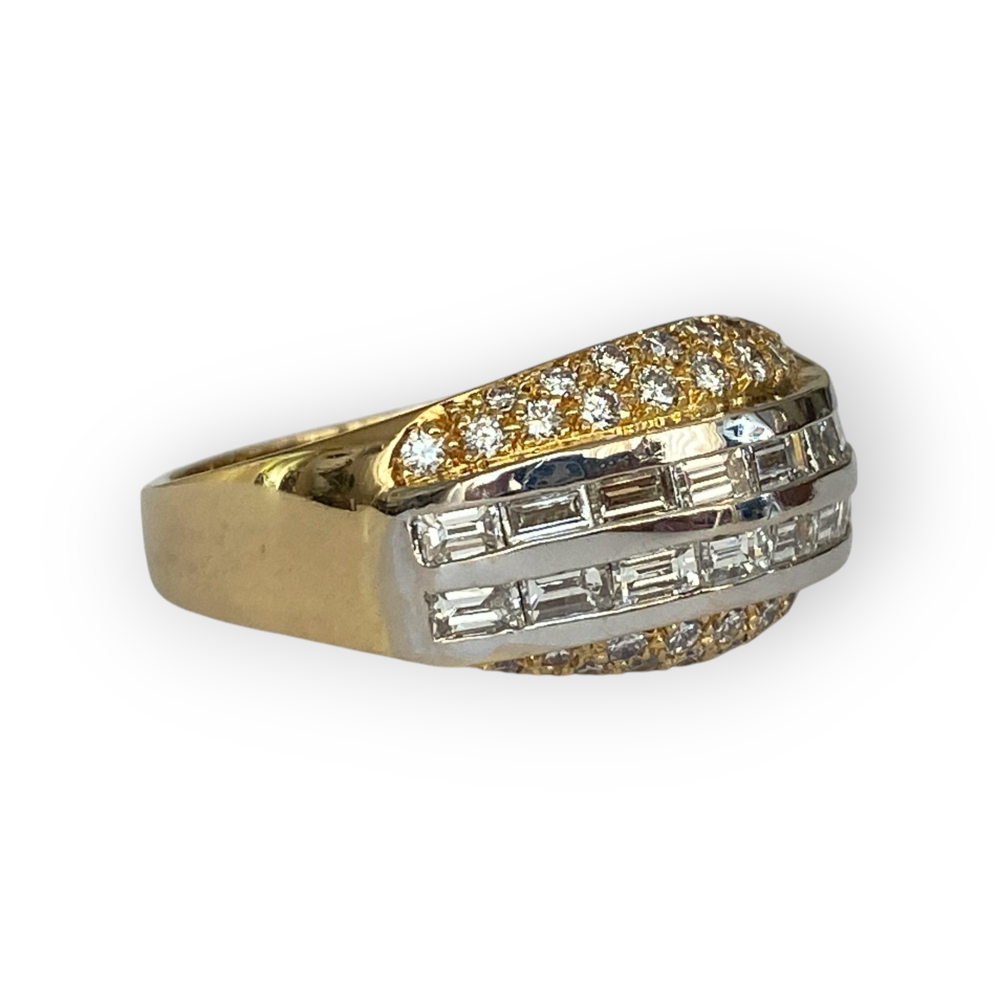 Gold Band Ring with 2.02 Ct Diamonds
