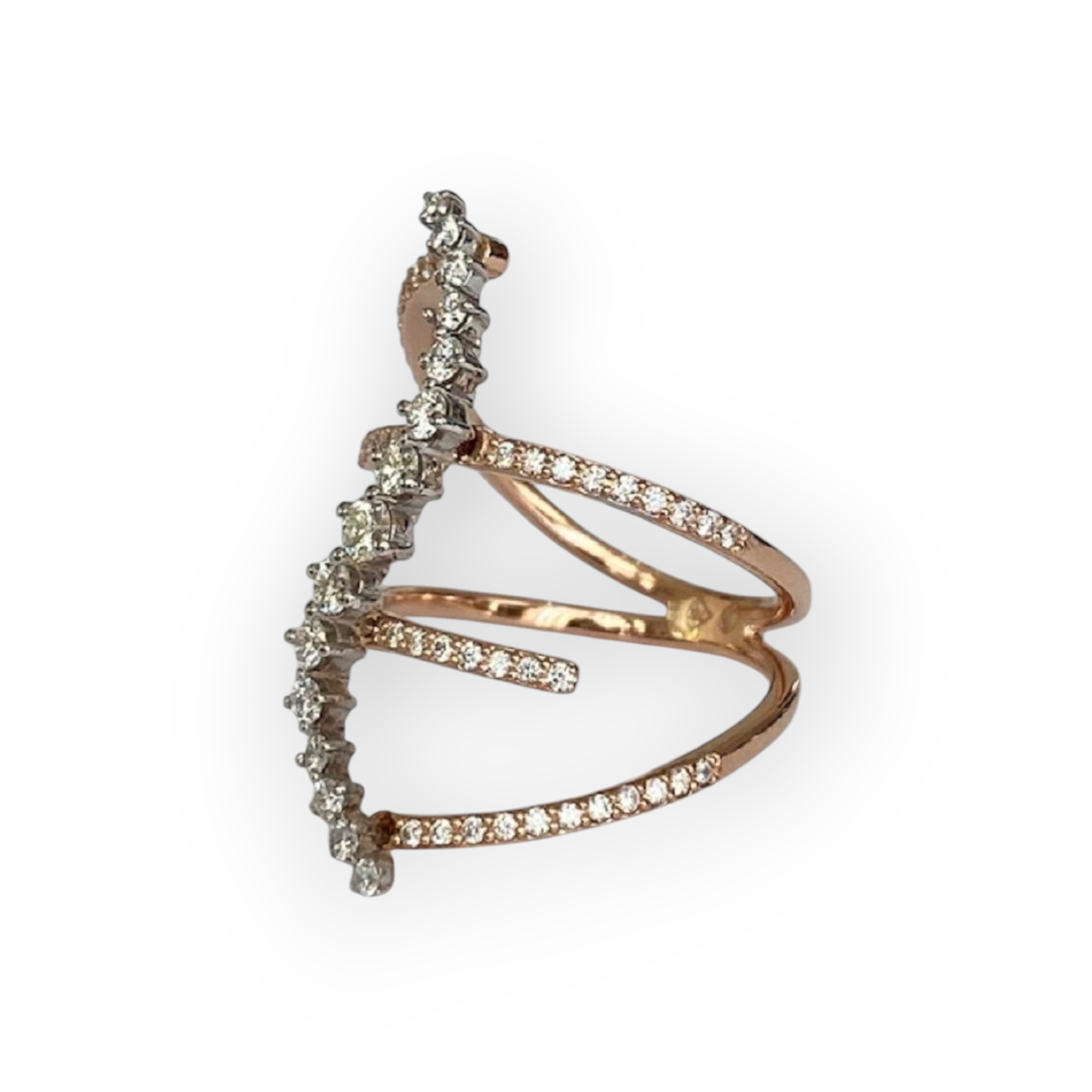 Exquisite diamond pink gold cocktail ring