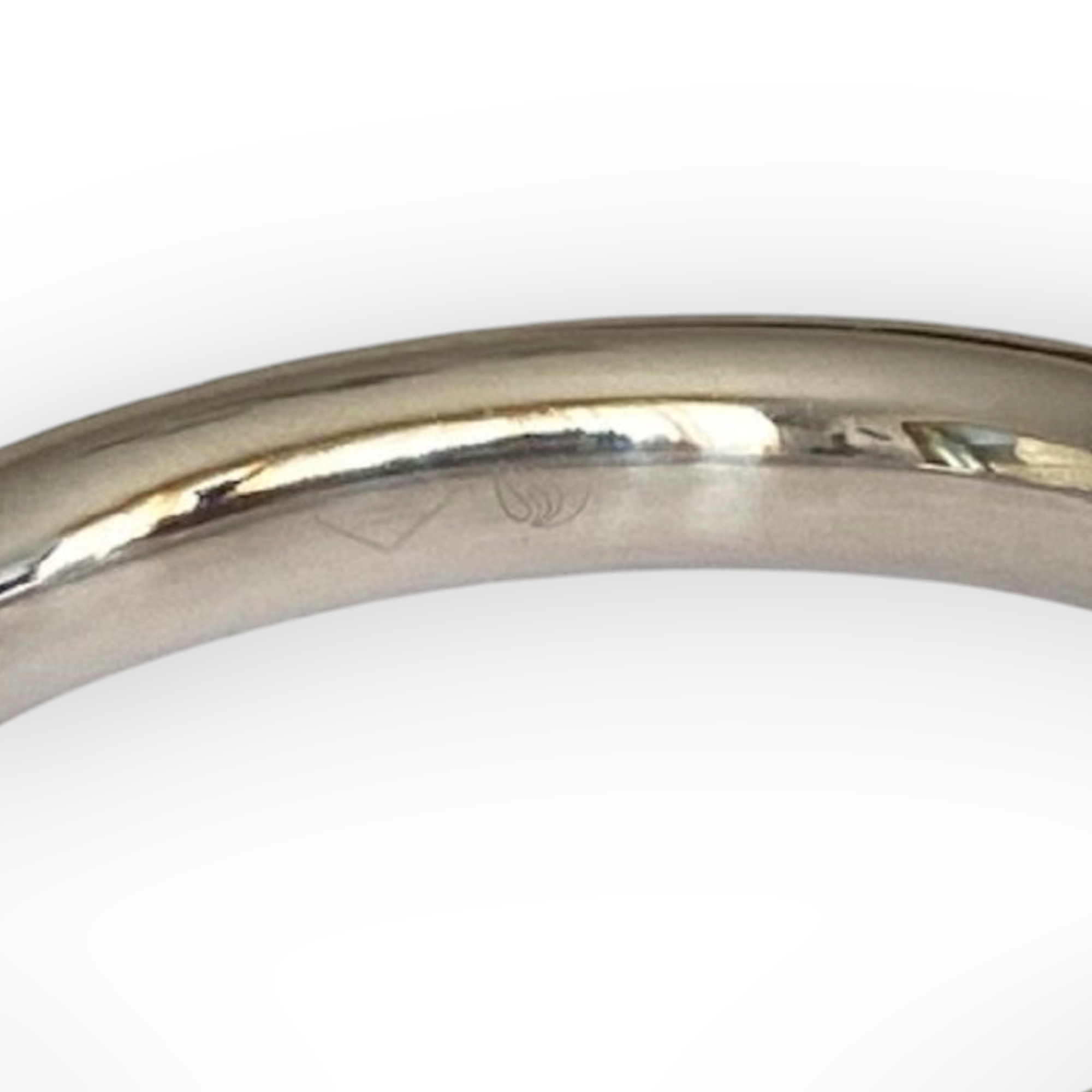 18 Kt White Gold Alliance Ring with 0.96 Ct Diamonds