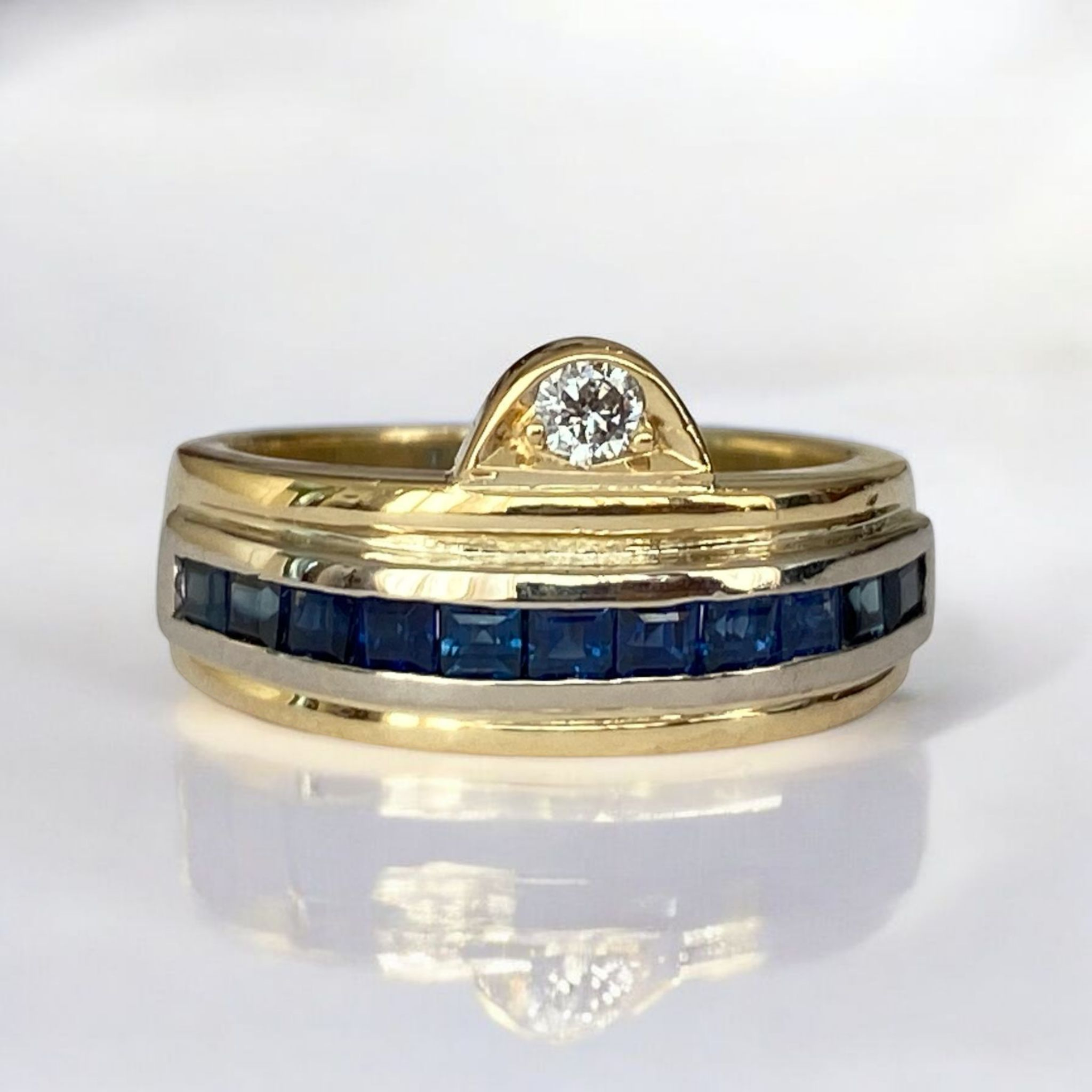 18K Yellow Gold Band Ring with Sapphires & Diamond
