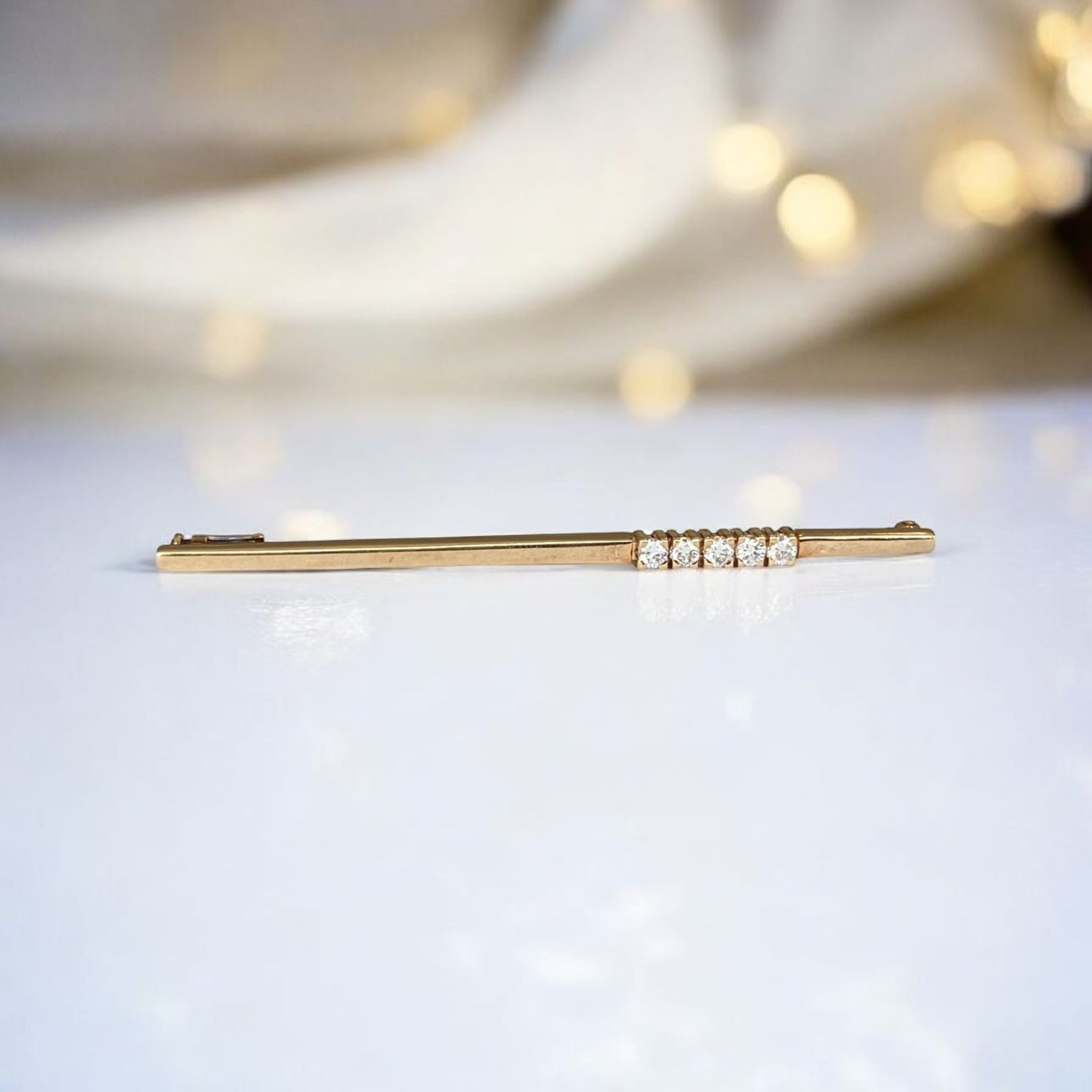 Le Chic 14K Gold Diamond Brooch