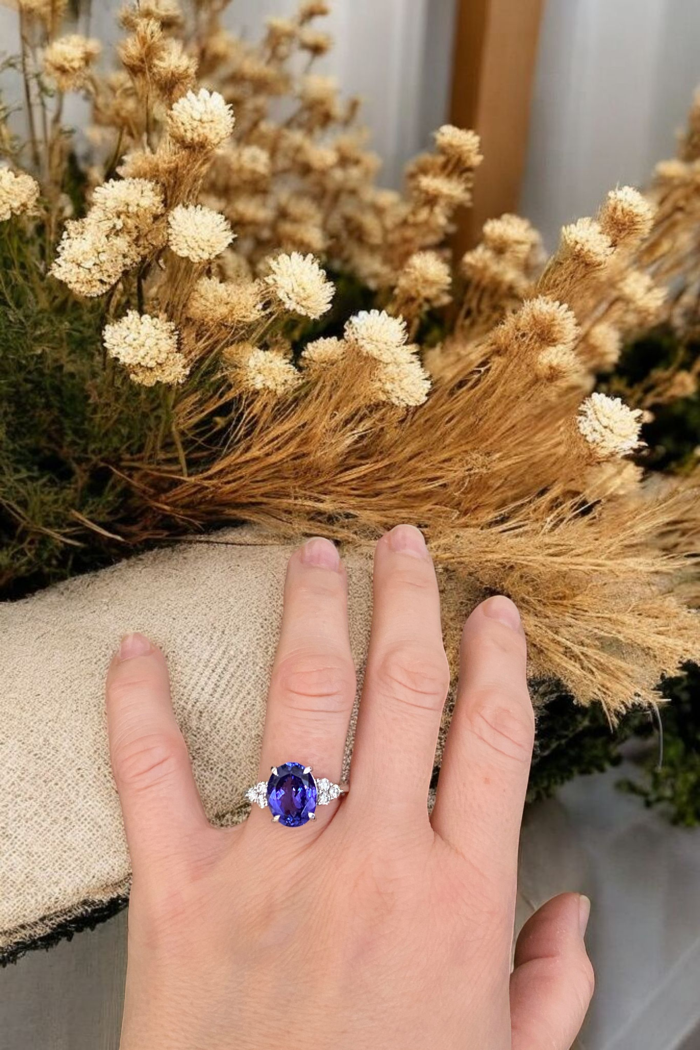 18K White Gold 6.00 ct Tanzanite & Diamond Cocktail Ring