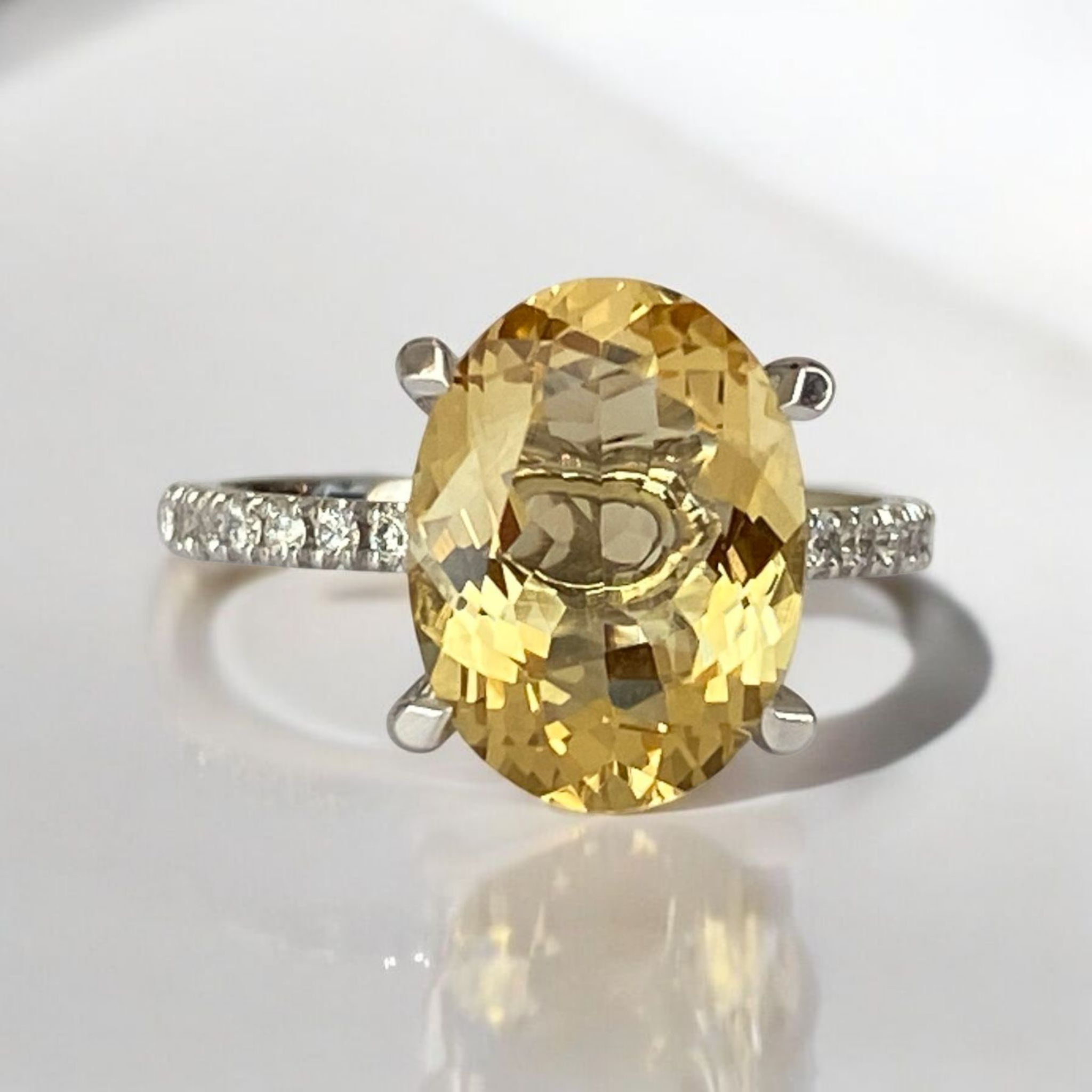 18K White Gold Cocktail Ring with 3.53 Ct Yellow Beryl & Diamonds